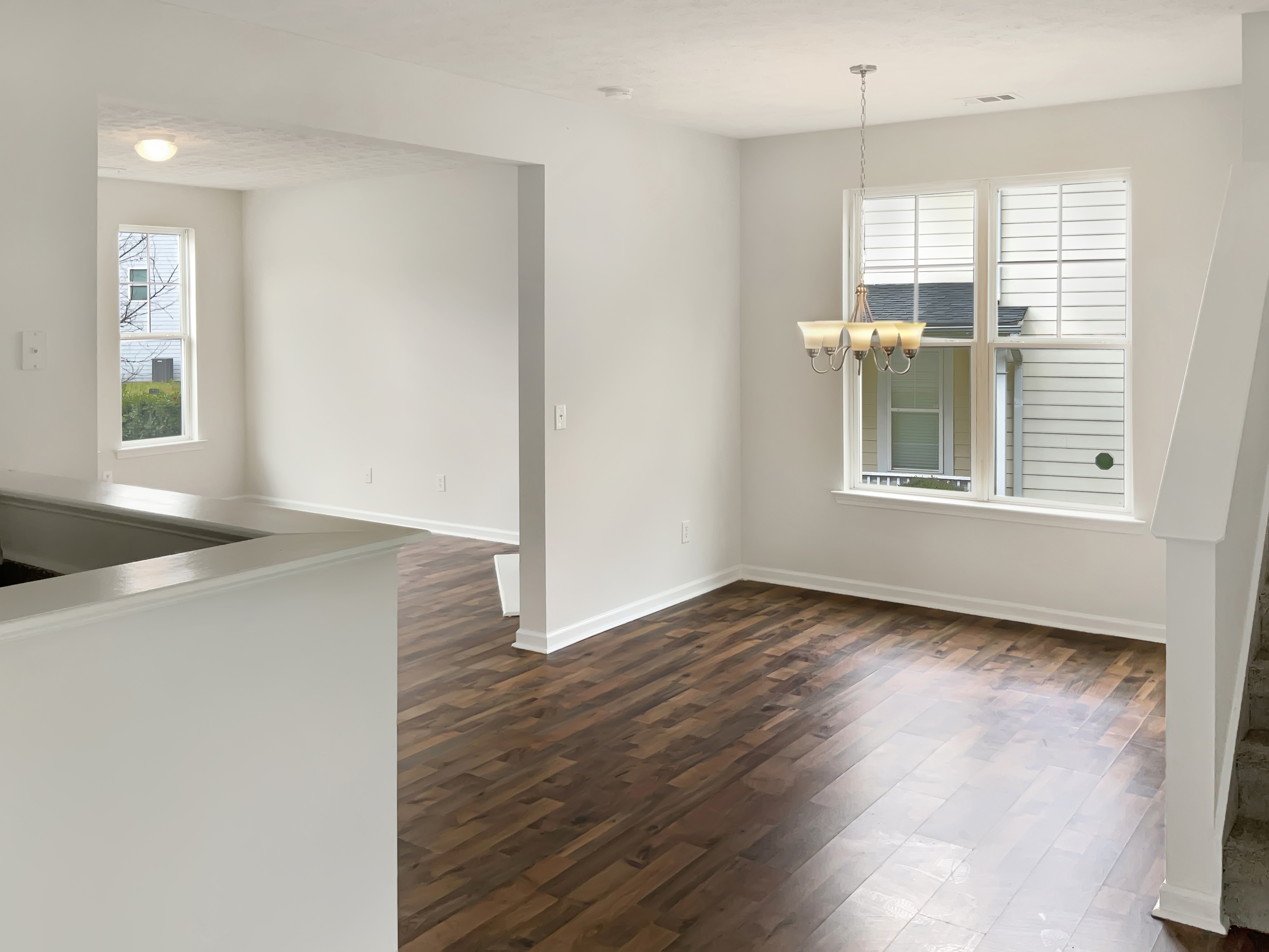 Photo 9 of 22 of 4890 Heritage Cir, Atlanta, GA