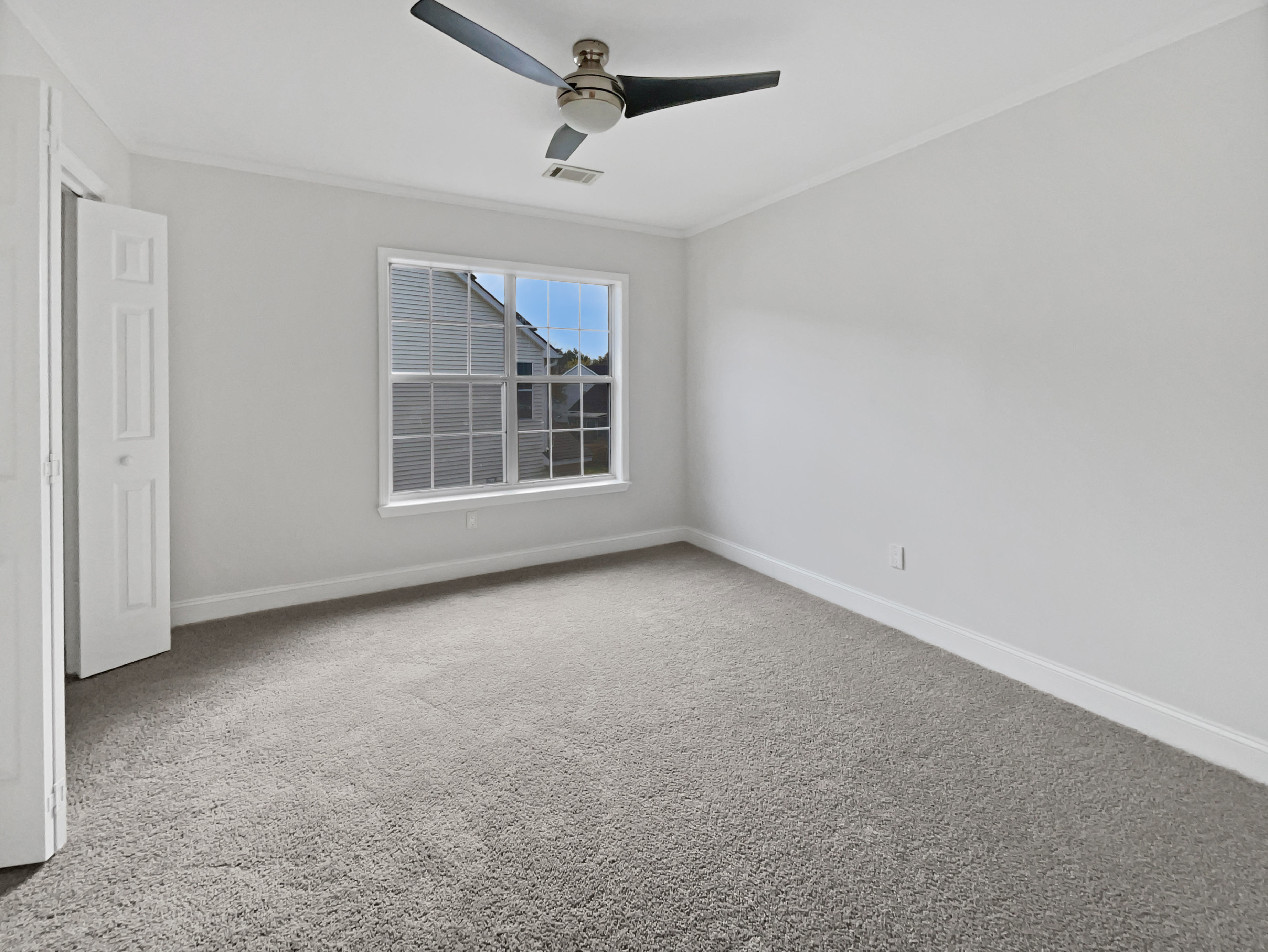 Photo 19 of 28 of 5402 Cattells Blf, North Charleston, SC