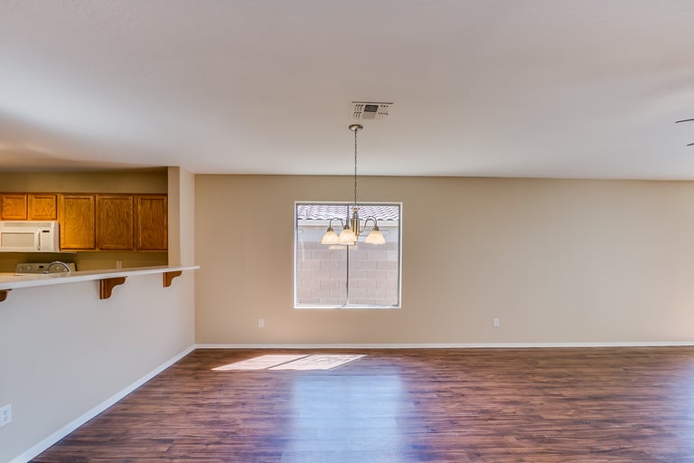 Photo 9 of 37 - 6934 S Skylark Ln, Buckeye, AZ 85326