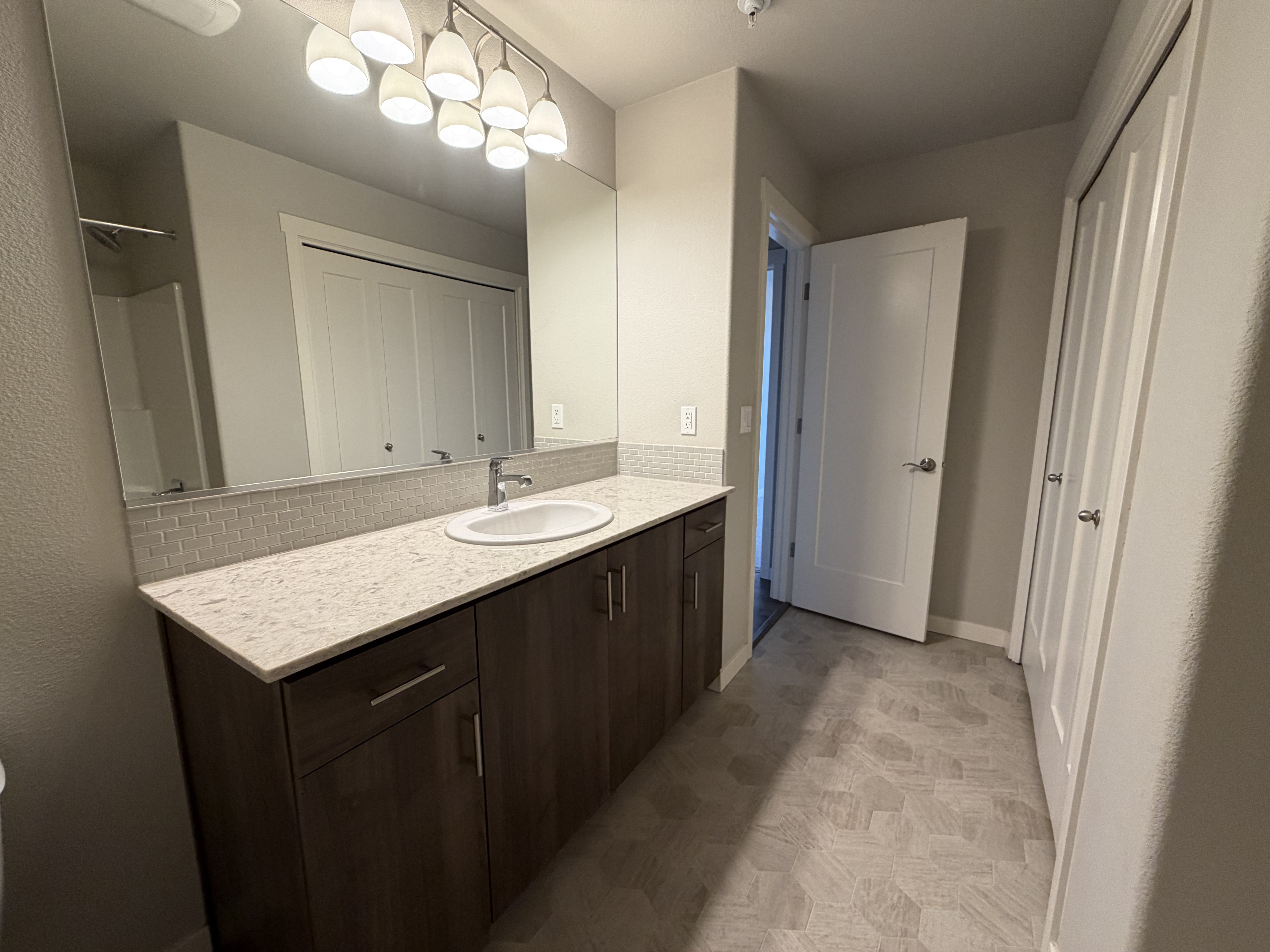 Photo 14 of 18 of 16417 NW Chadwick Way, Portland, OR