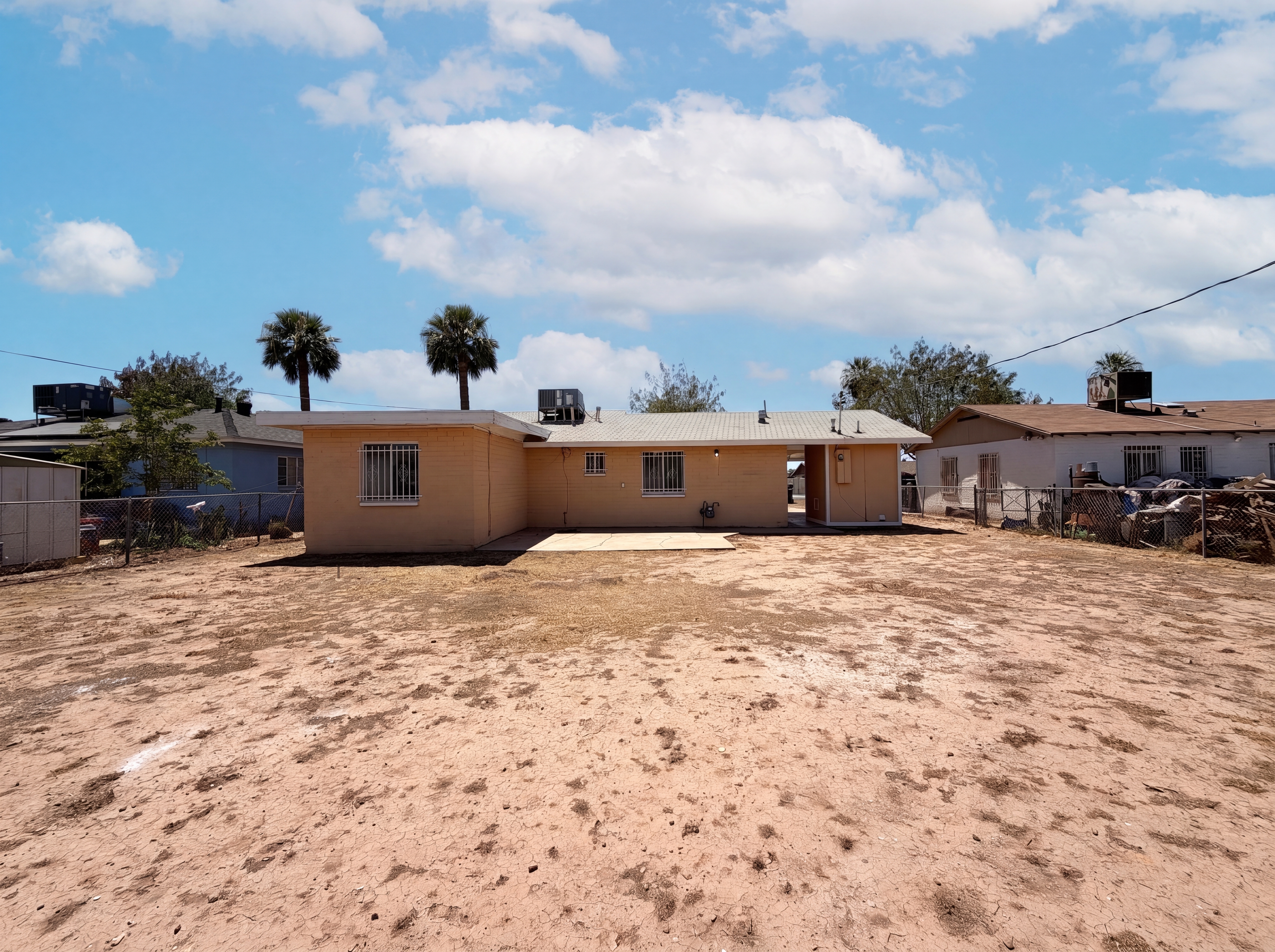 Photo 5 of 17 of 4451 S 20th St, Phoenix, AZ