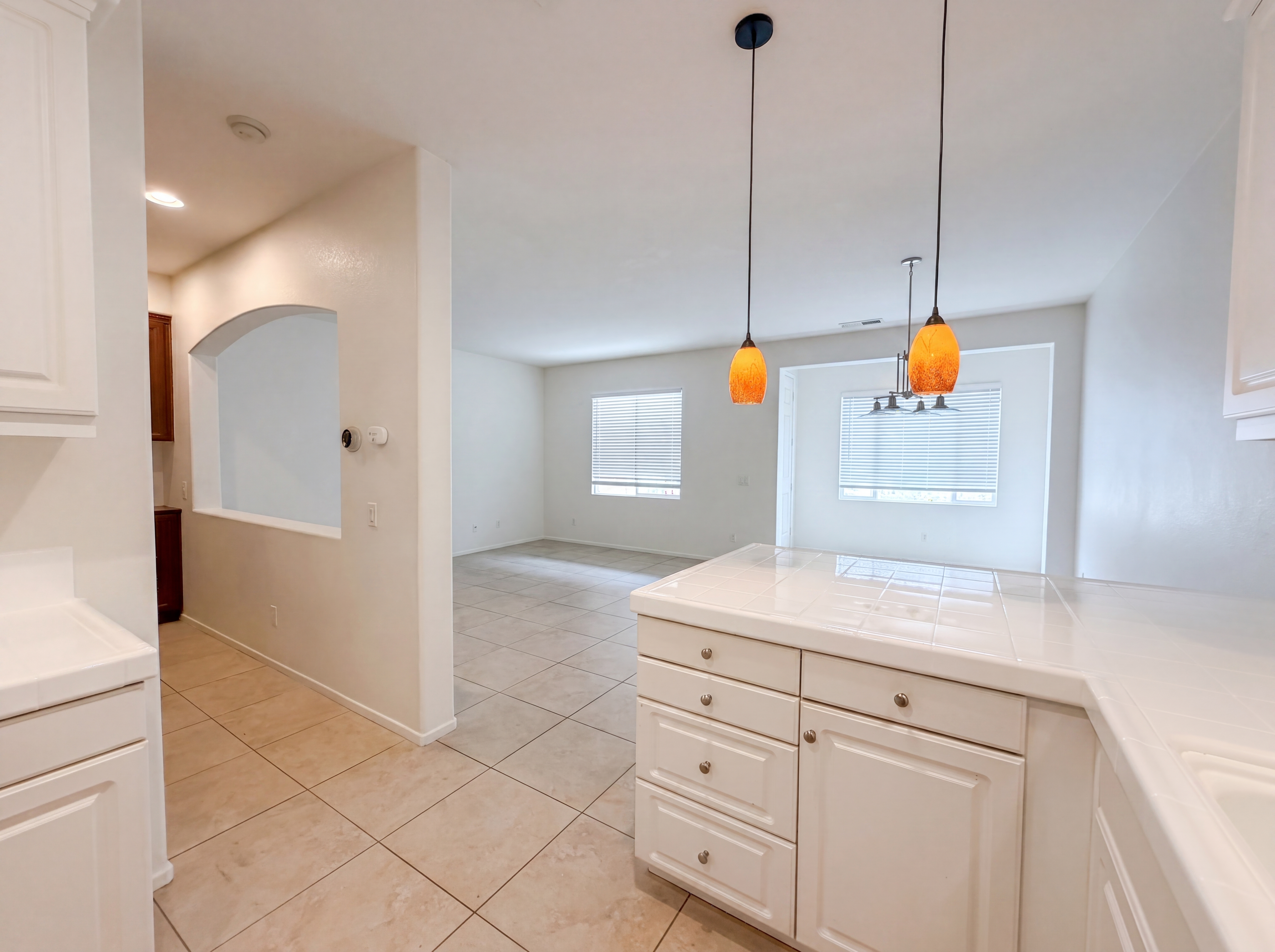 Photo 13 of 20 of 1438 Trouville Ln, Chula Vista, CA