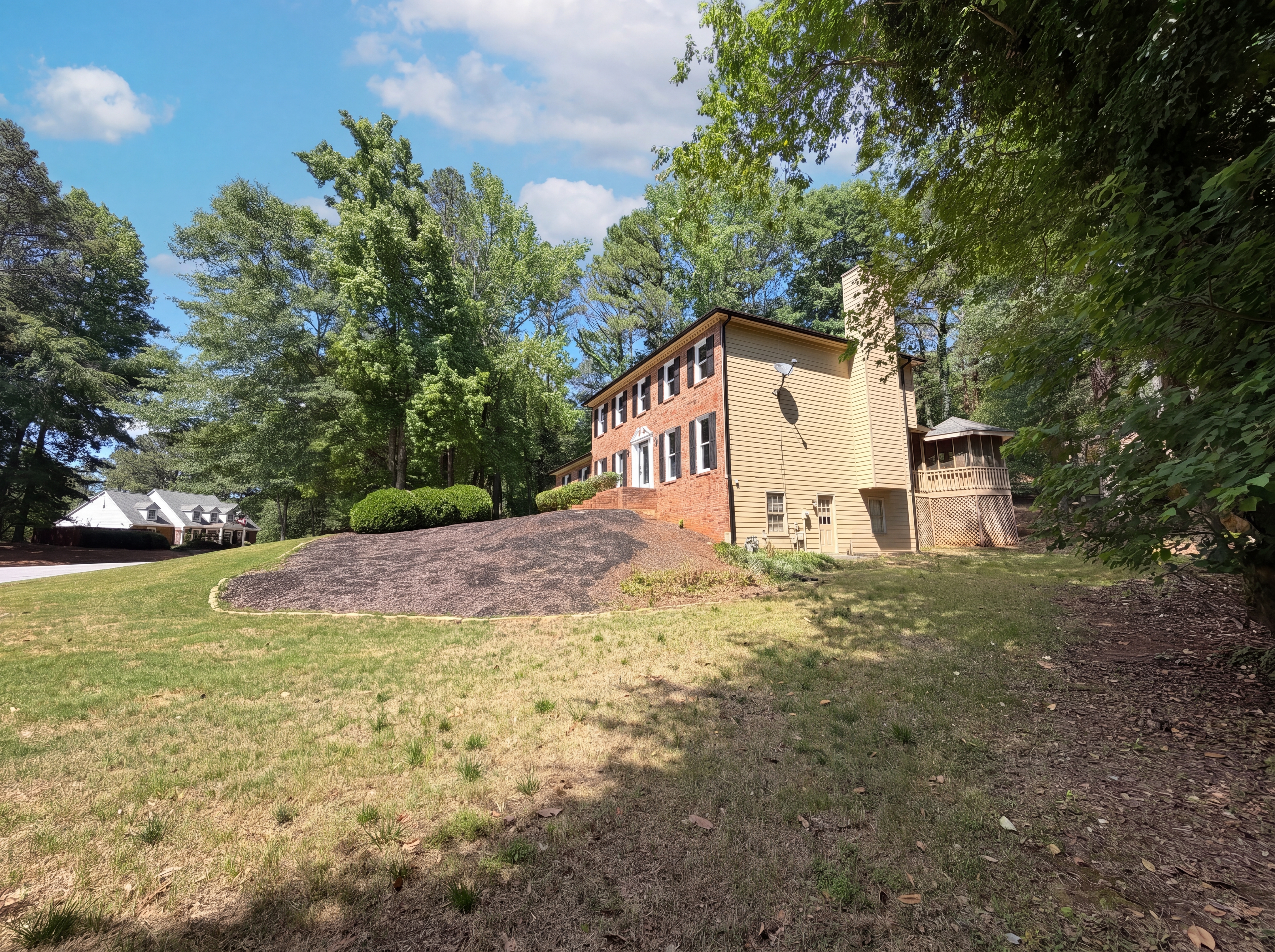 Photo 38 of 46 of 1876 Geyser Trce, Lawrenceville, GA