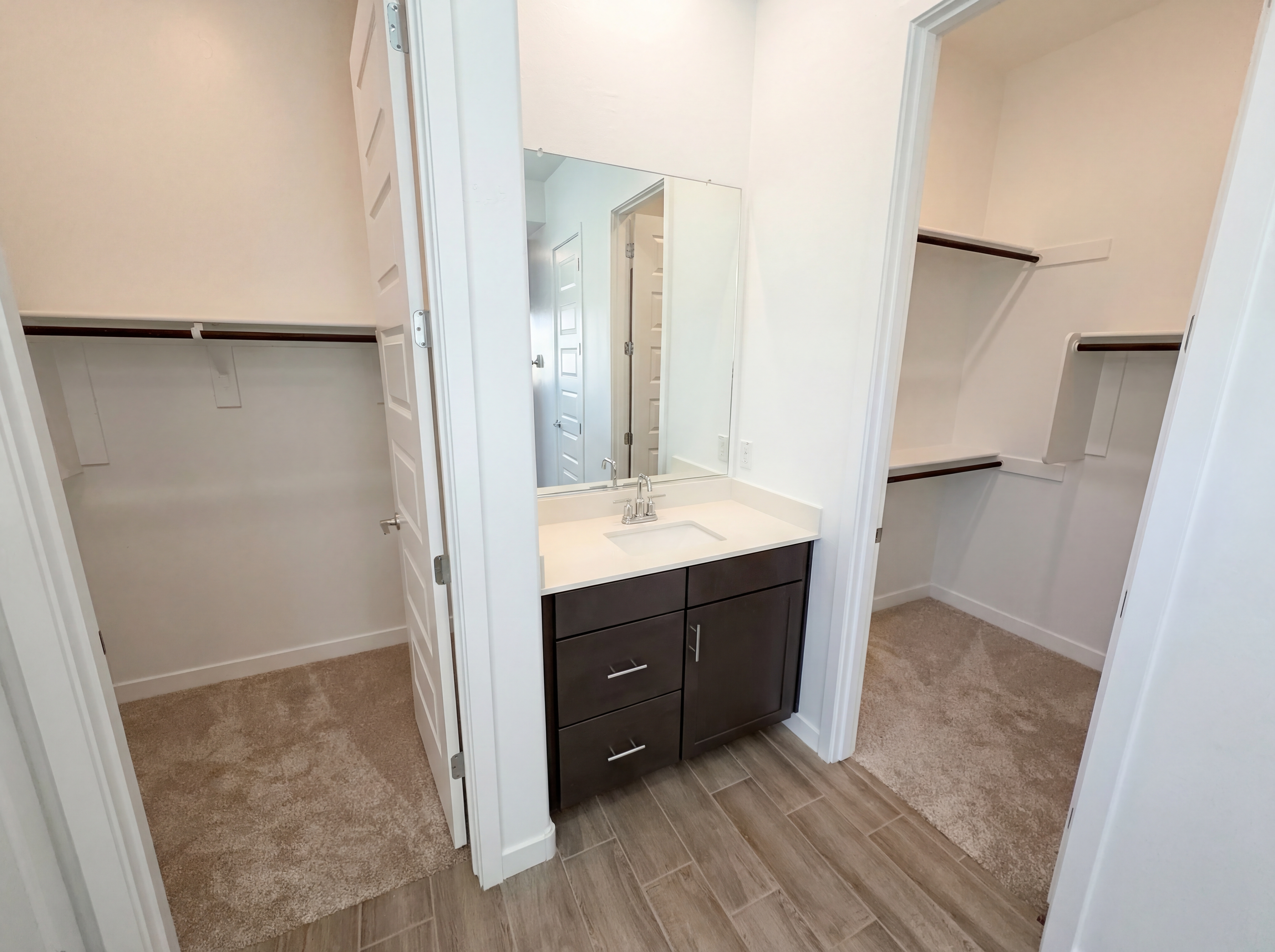 Photo 14 of 28 of 17624 W Lupine Ave, Goodyear, AZ