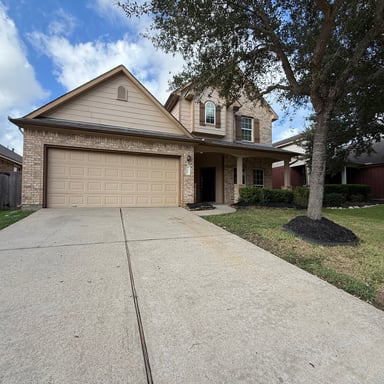 Property photo 1 of 7002 Crockett Ridge Dr