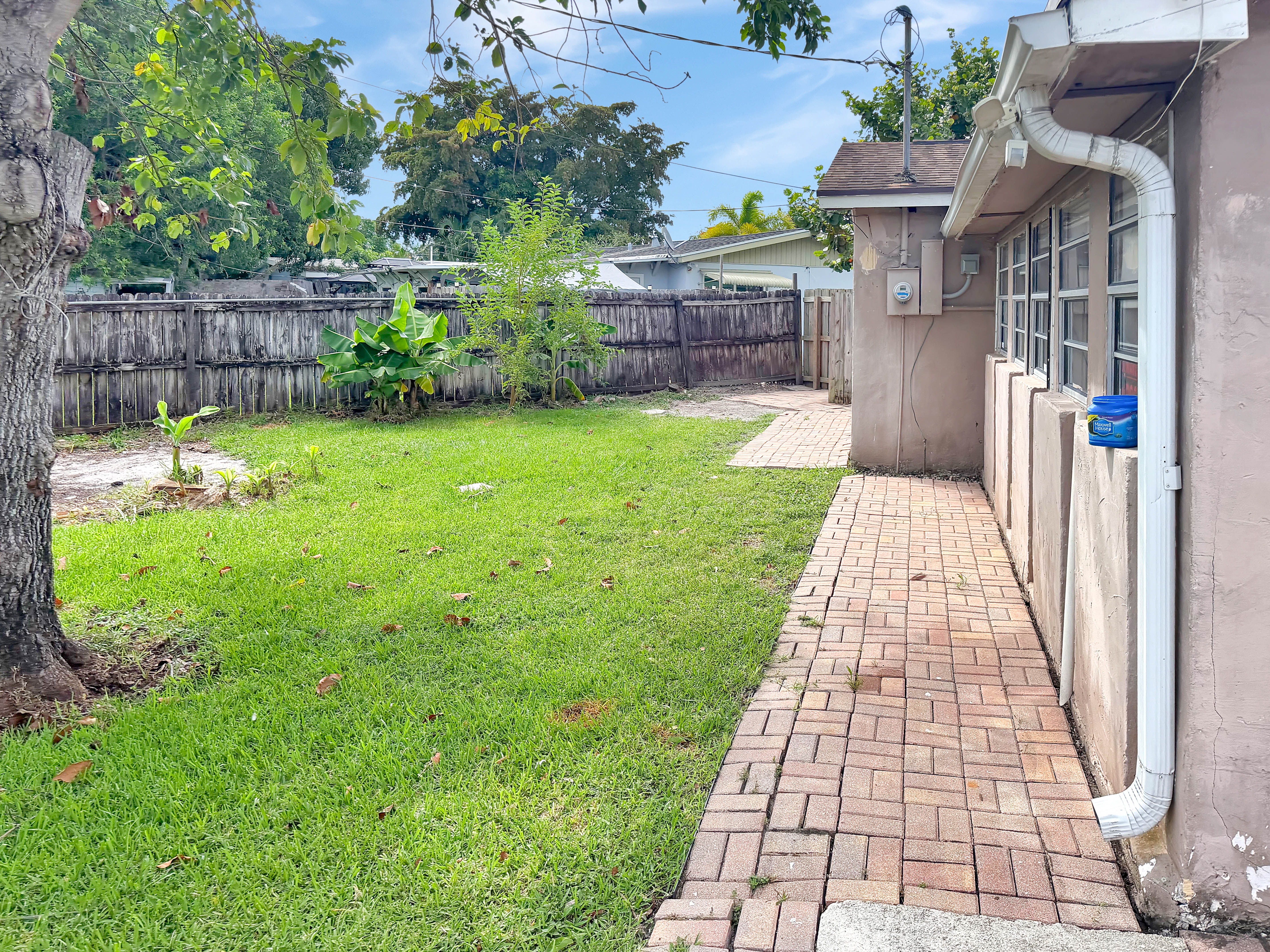 Photo 26 of 30 of 752 Orchid Dr, Royal Palm Beach, FL