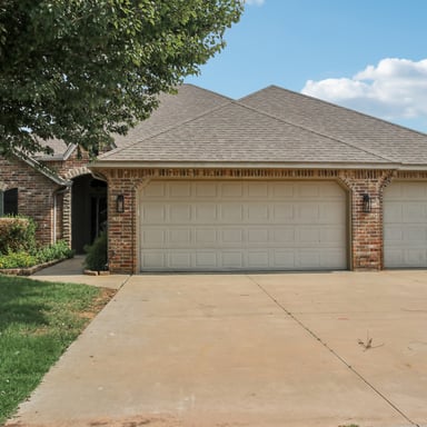 Property photo 1 of 1405 Luke Ln