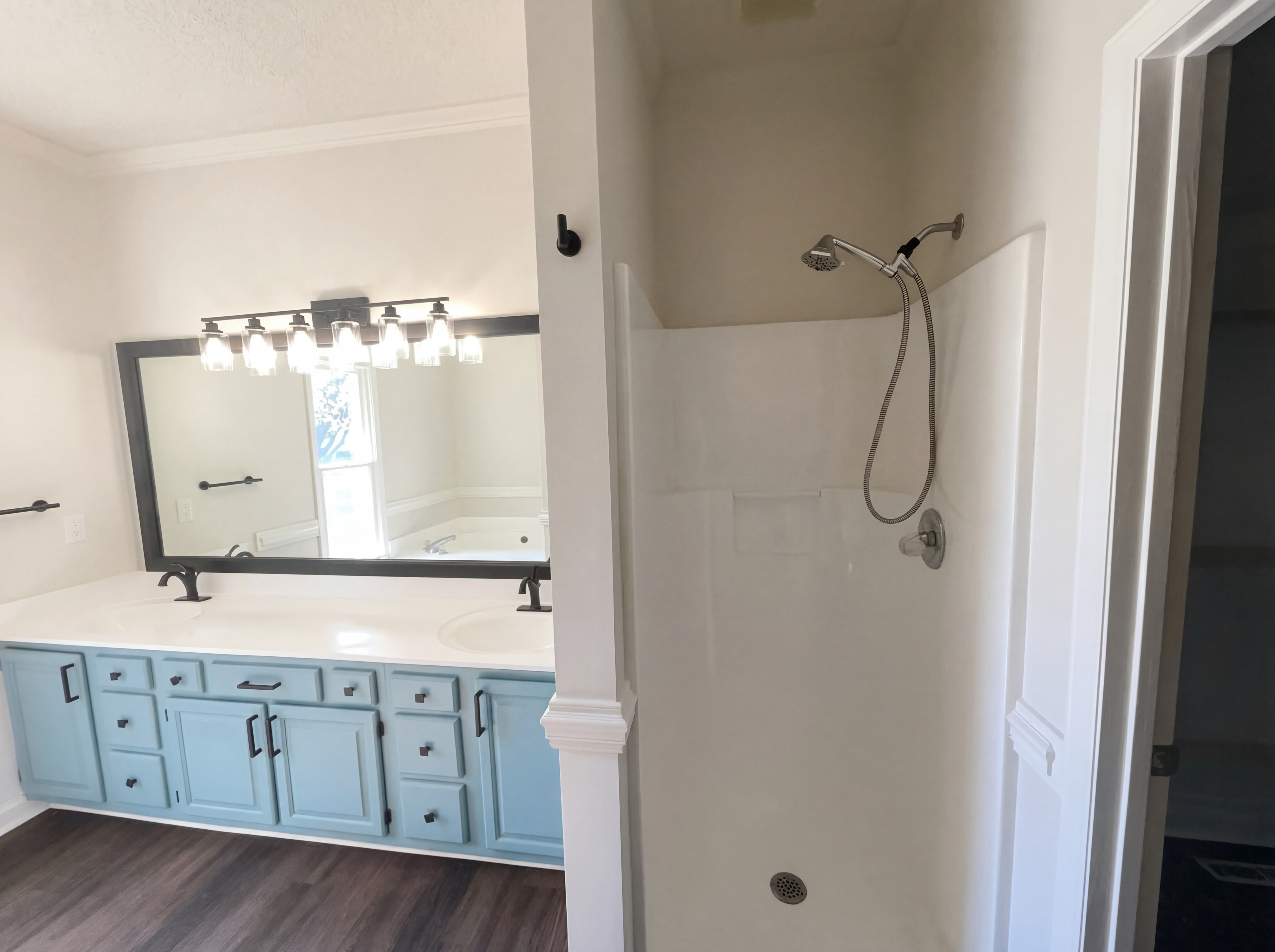 Photo 13 of 22 of 905 Kensal Green Dr, Kernersville, NC