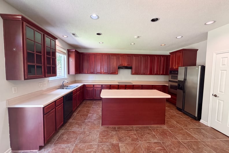 Property photo 2 of 506 Hillview Dr