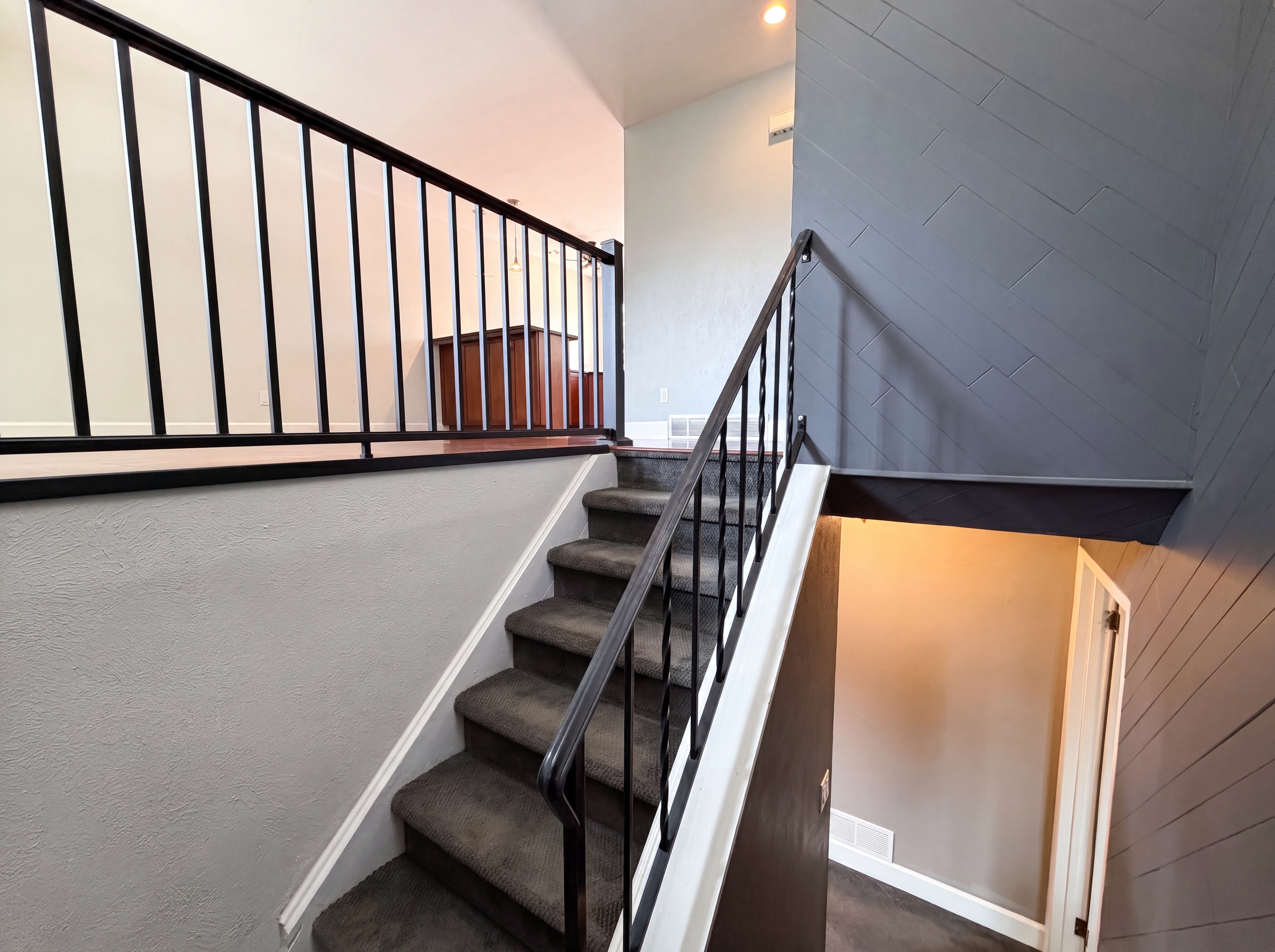 Photo 18 of 26 of 10661 Quail Ct, Broomfield, CO