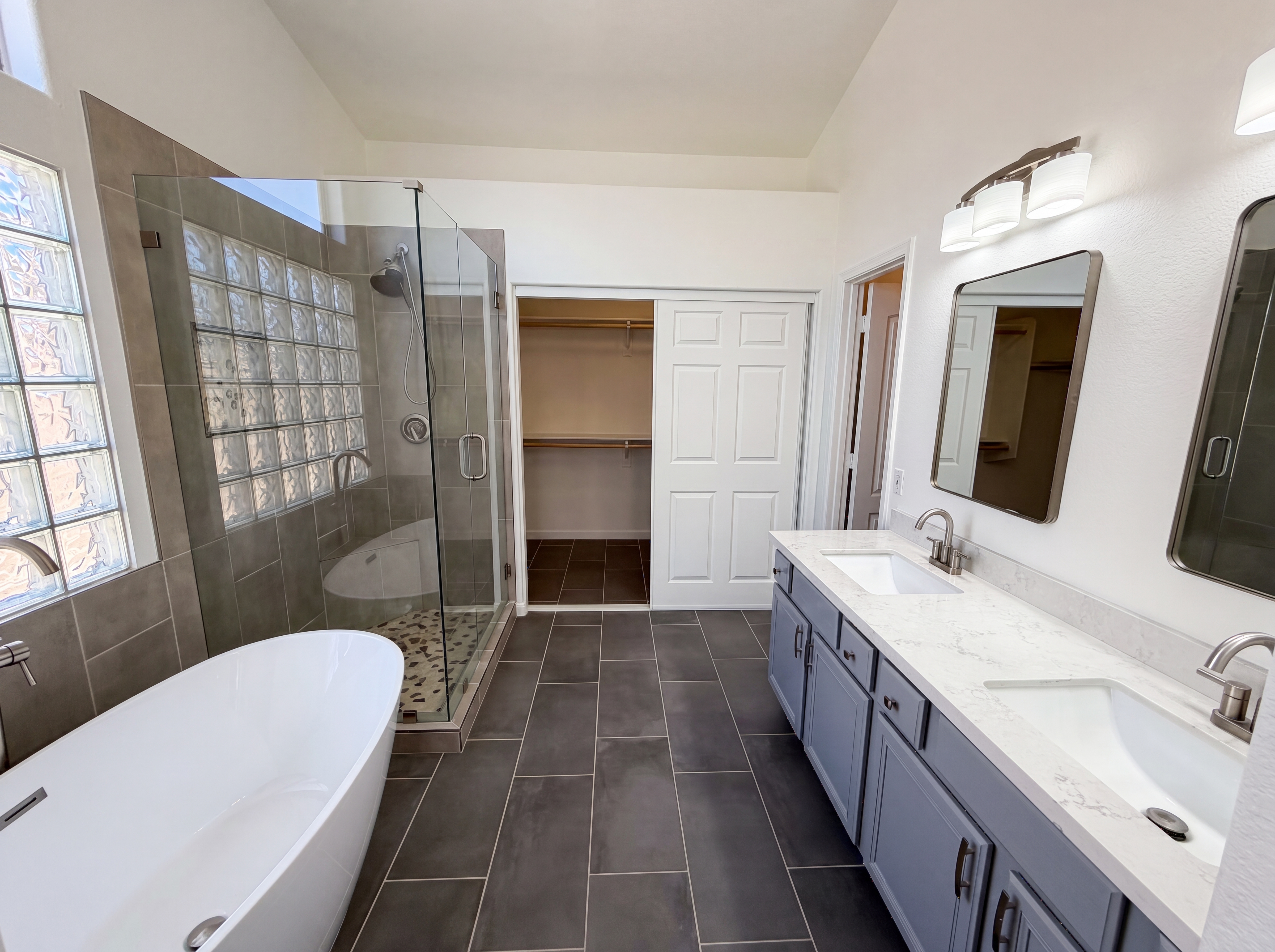 Photo 14 of 21 of 96 S Monterey St, Gilbert, AZ
