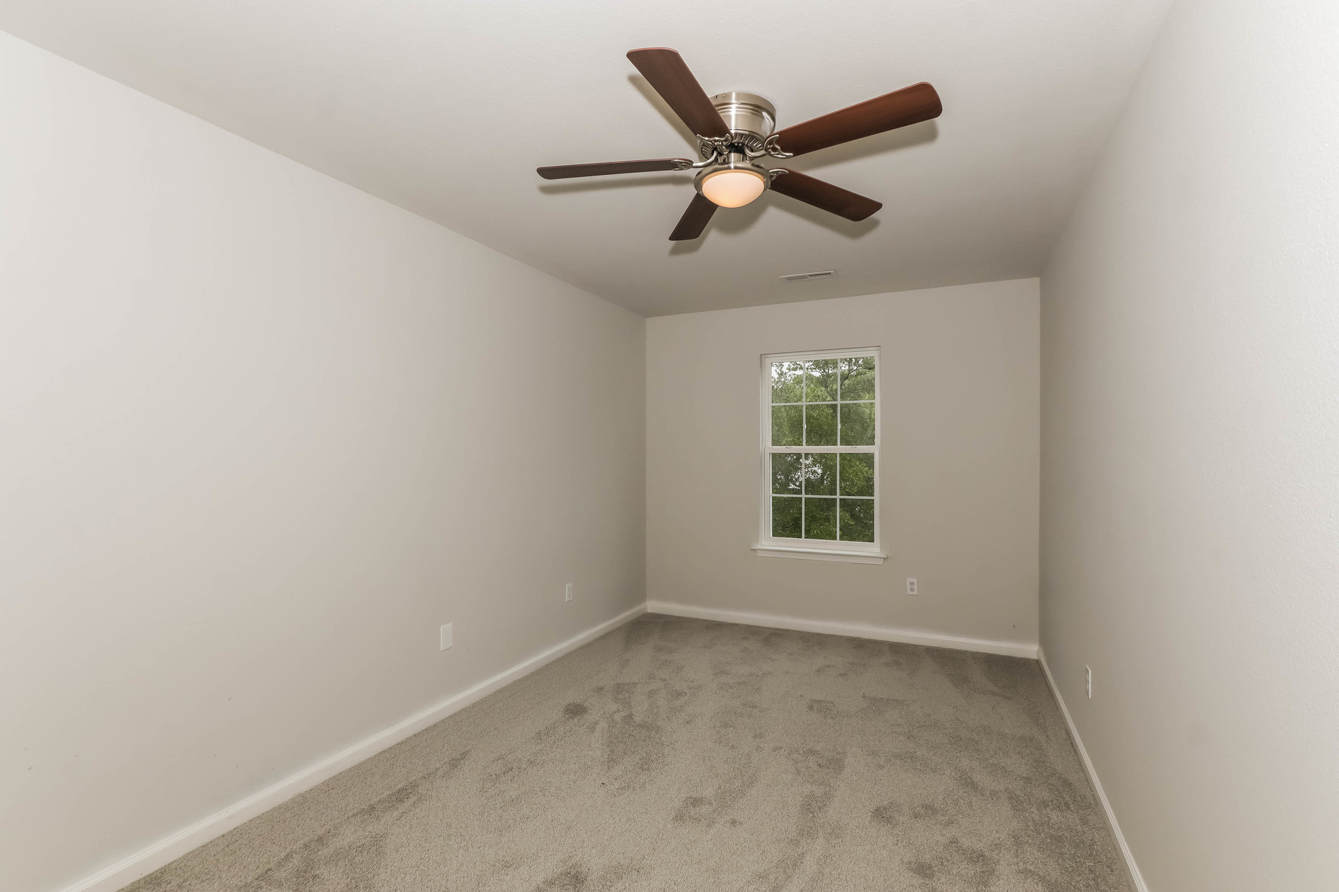 Photo 14 of 22 of 7044 Birnamwood Ct, Myrtle Beach, SC