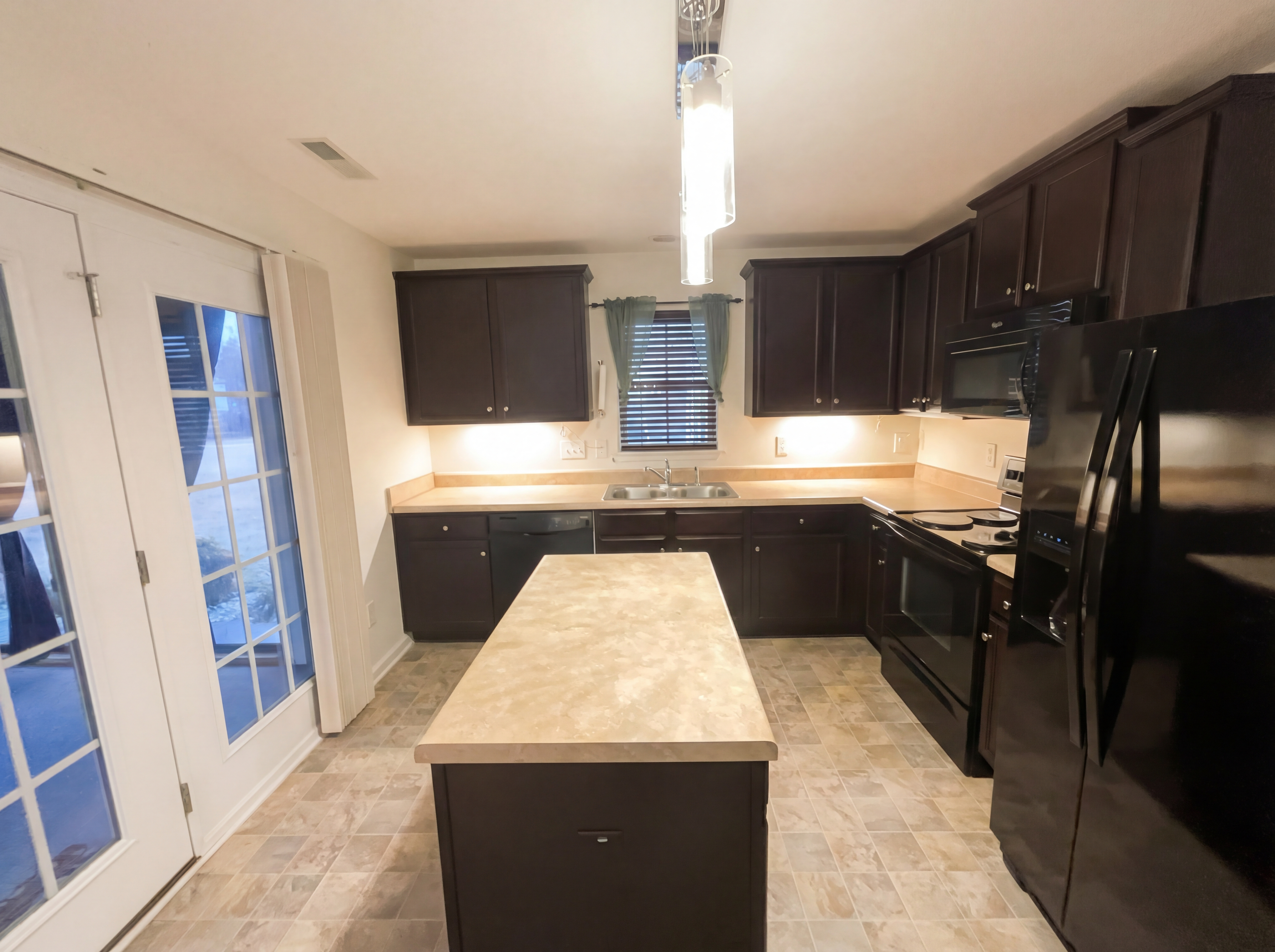 Photo 2 of 26 of 510 Carter Ridge Dr, Reidsville, NC