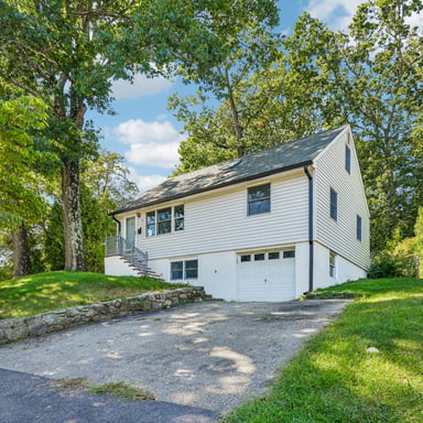 Property photo 1 of 65 Hilltop Ter