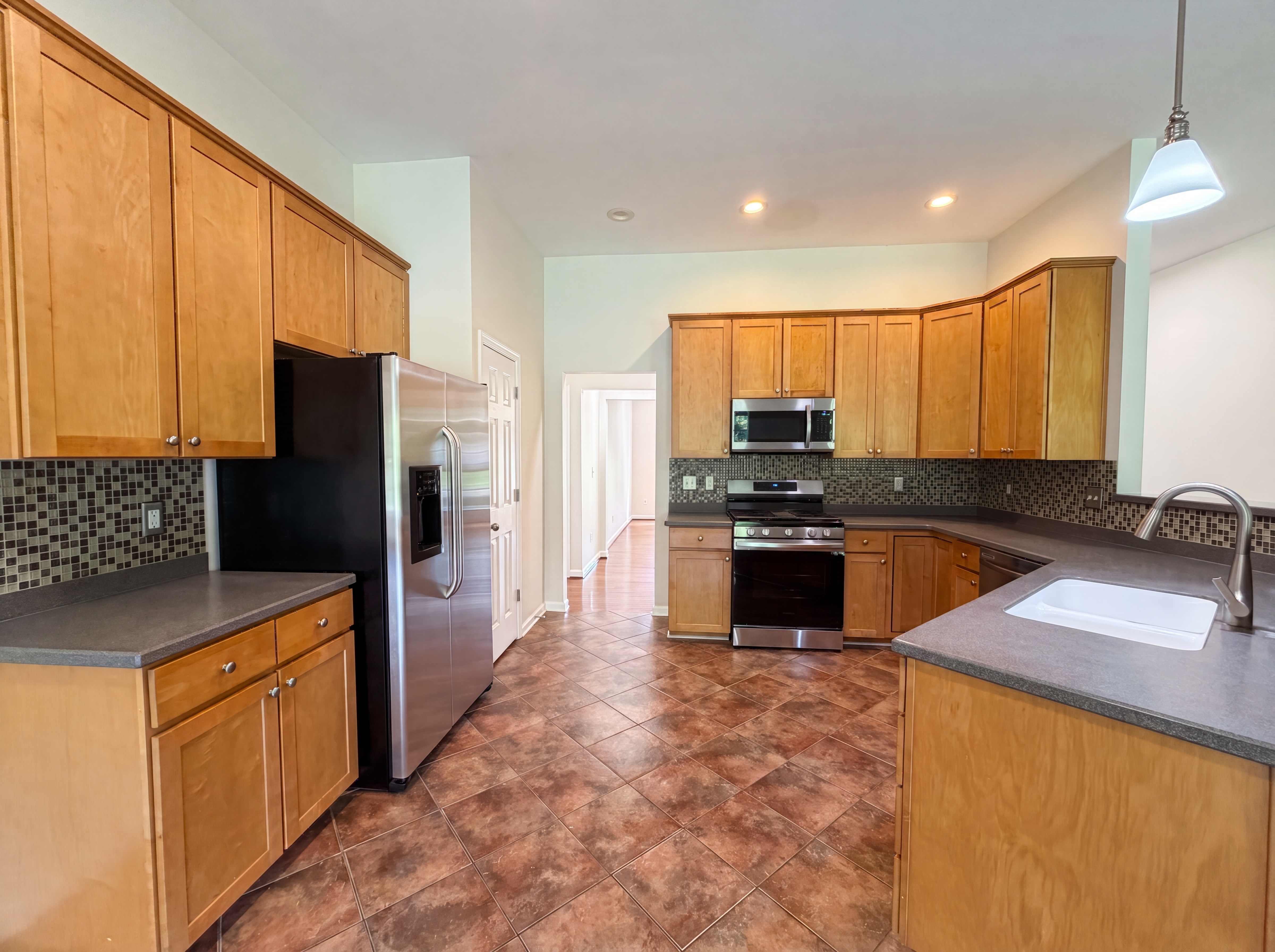 Photo 12 of 33 of 1027 Countess Ln, Spring Hill, TN