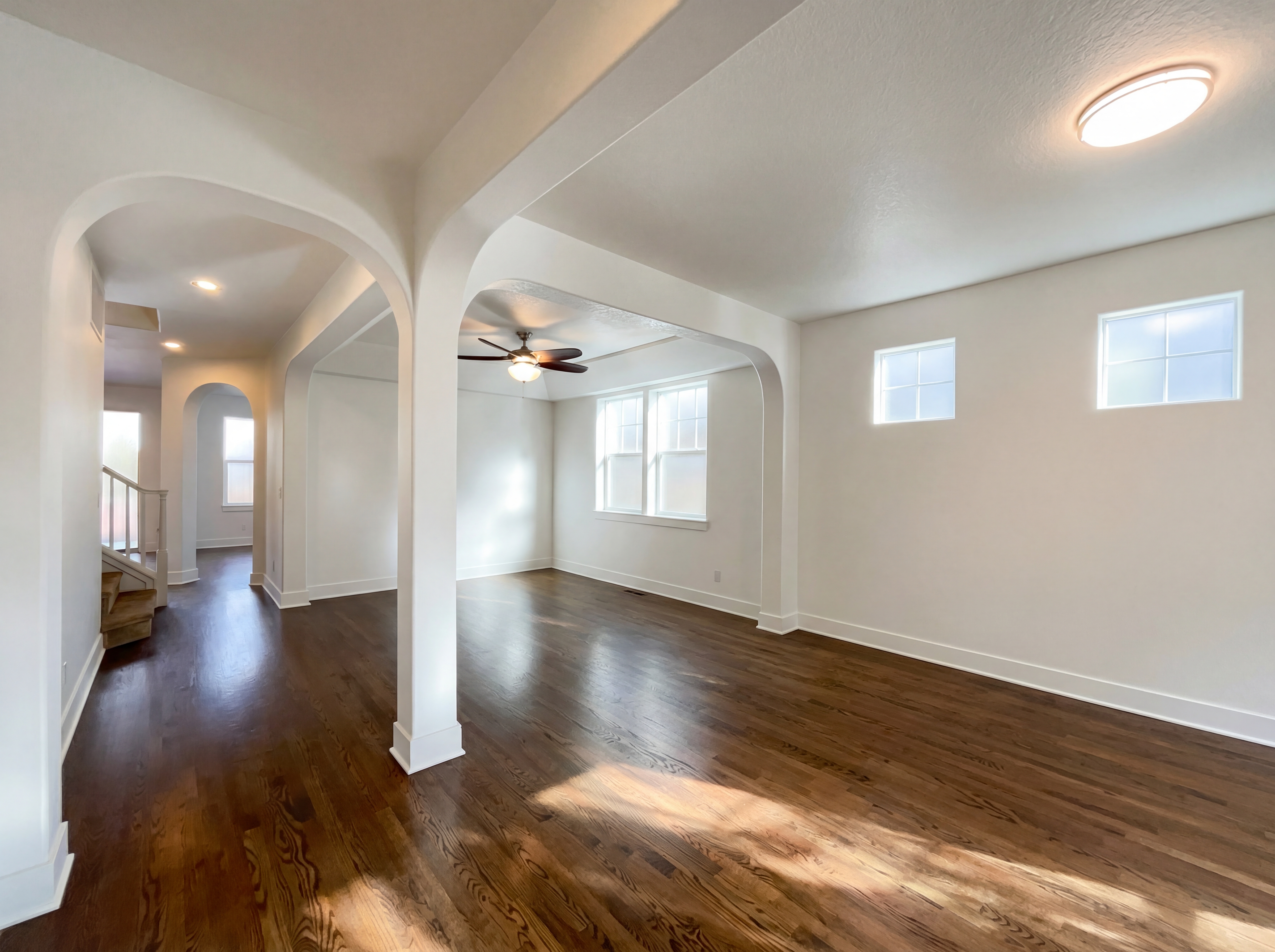 Photo 7 of 35 of 10989 SW Oneida St, Tualatin, OR