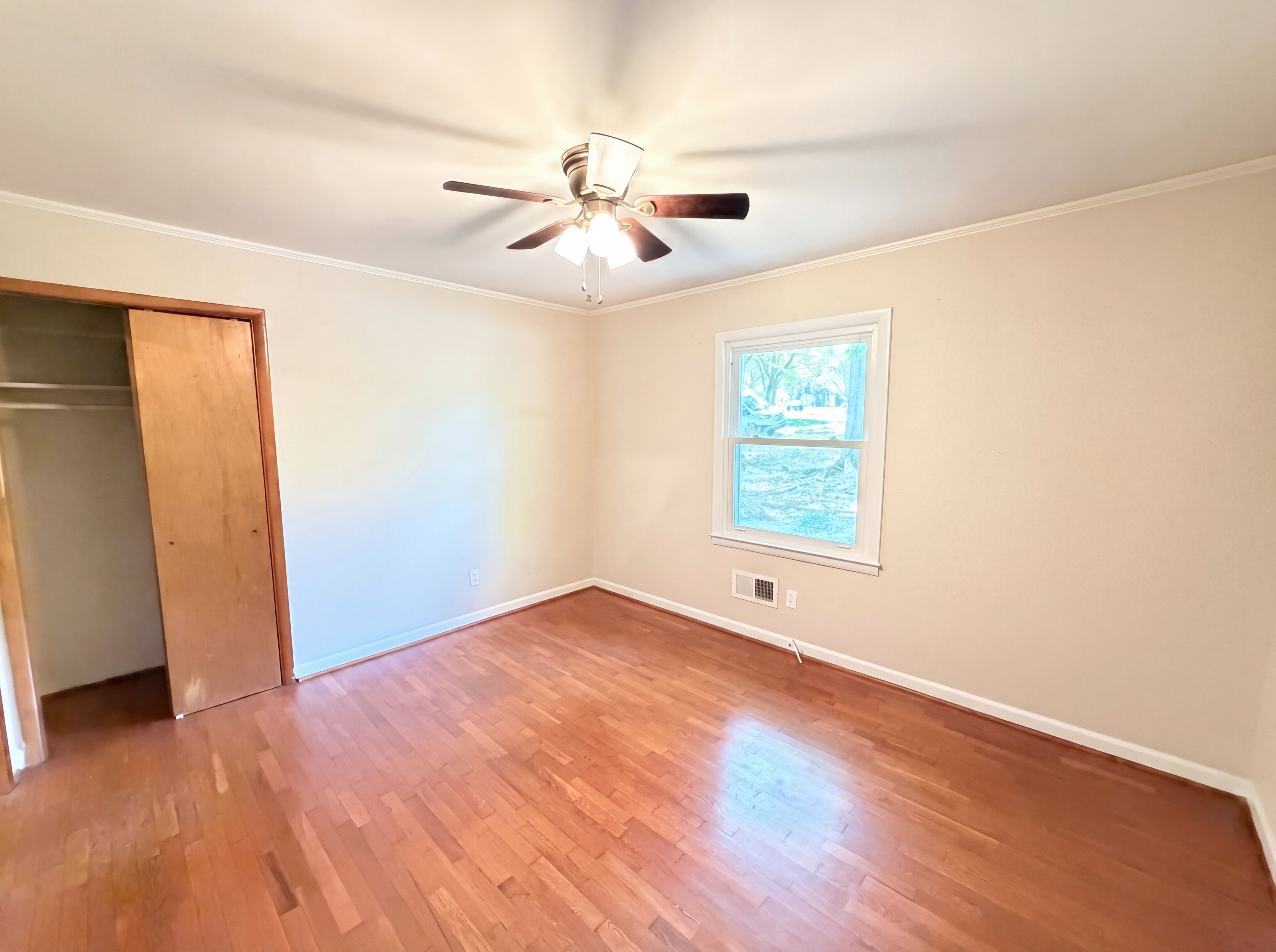 Photo 12 of 25 of 200 Dogwood Dr, Canton, GA