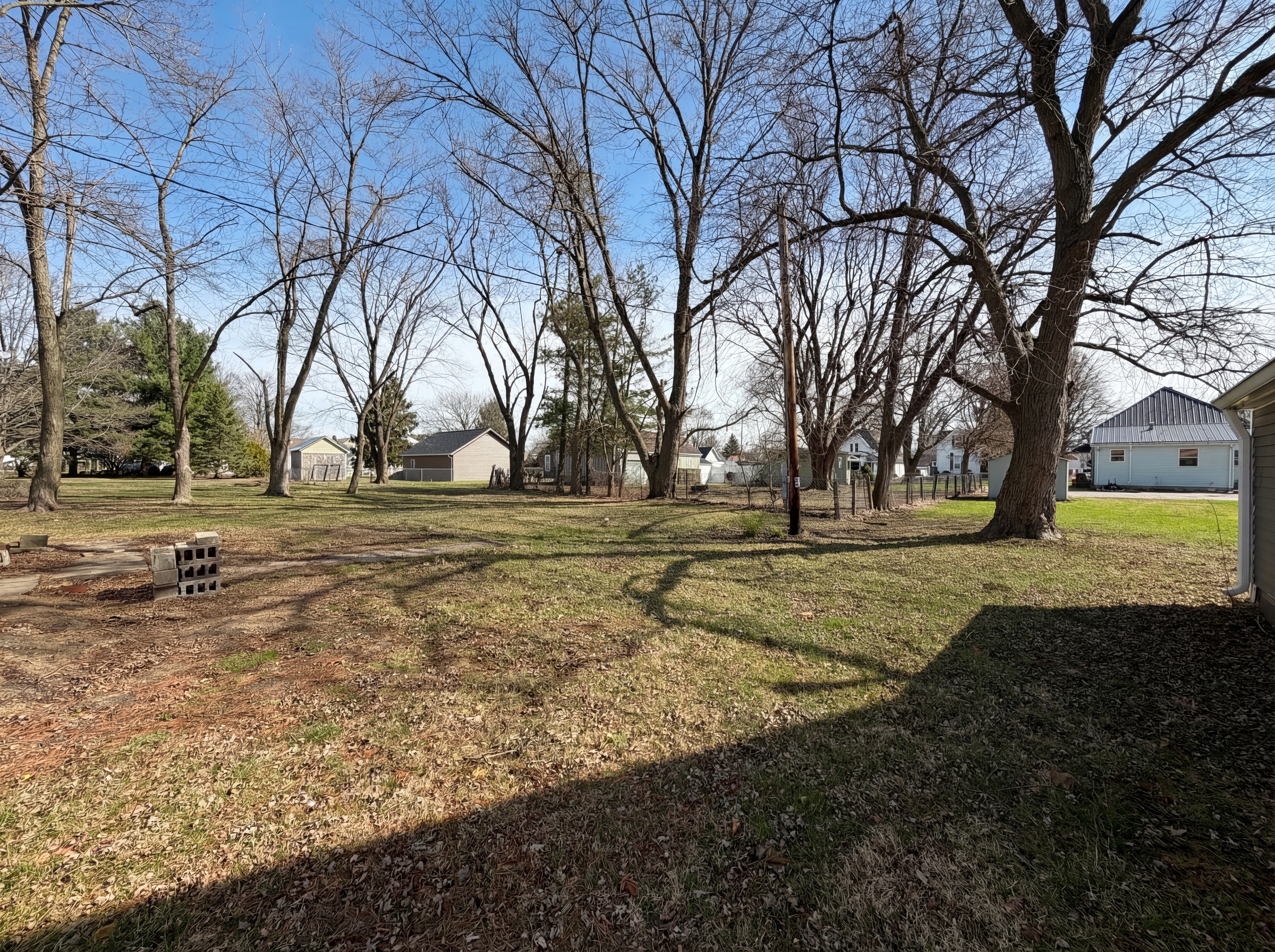 Photo 16 of 18 of 740 1/2 N Main St, Tipton, IN