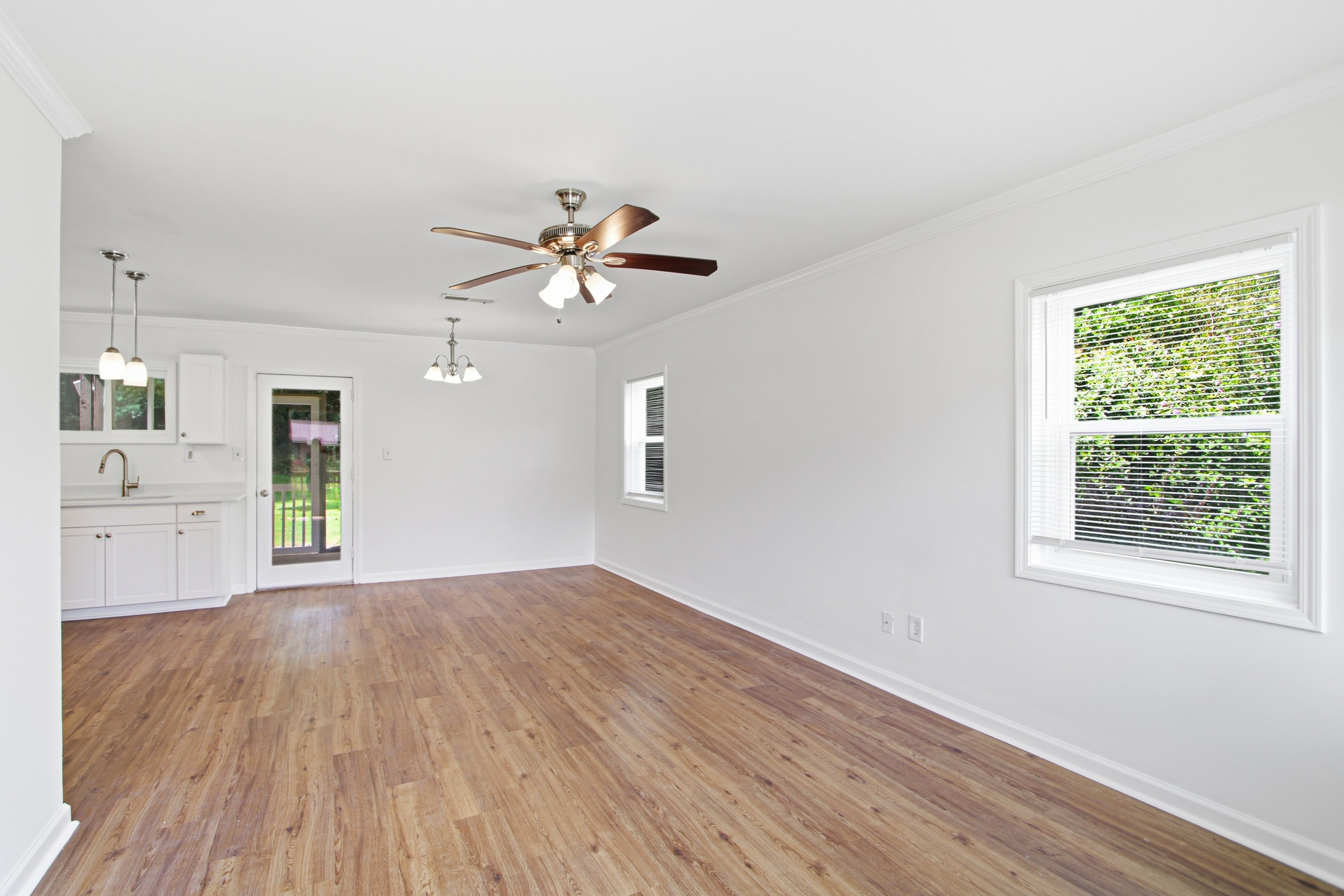 Photo 5 of 26 of 414 Paulding Ln, Dallas, GA