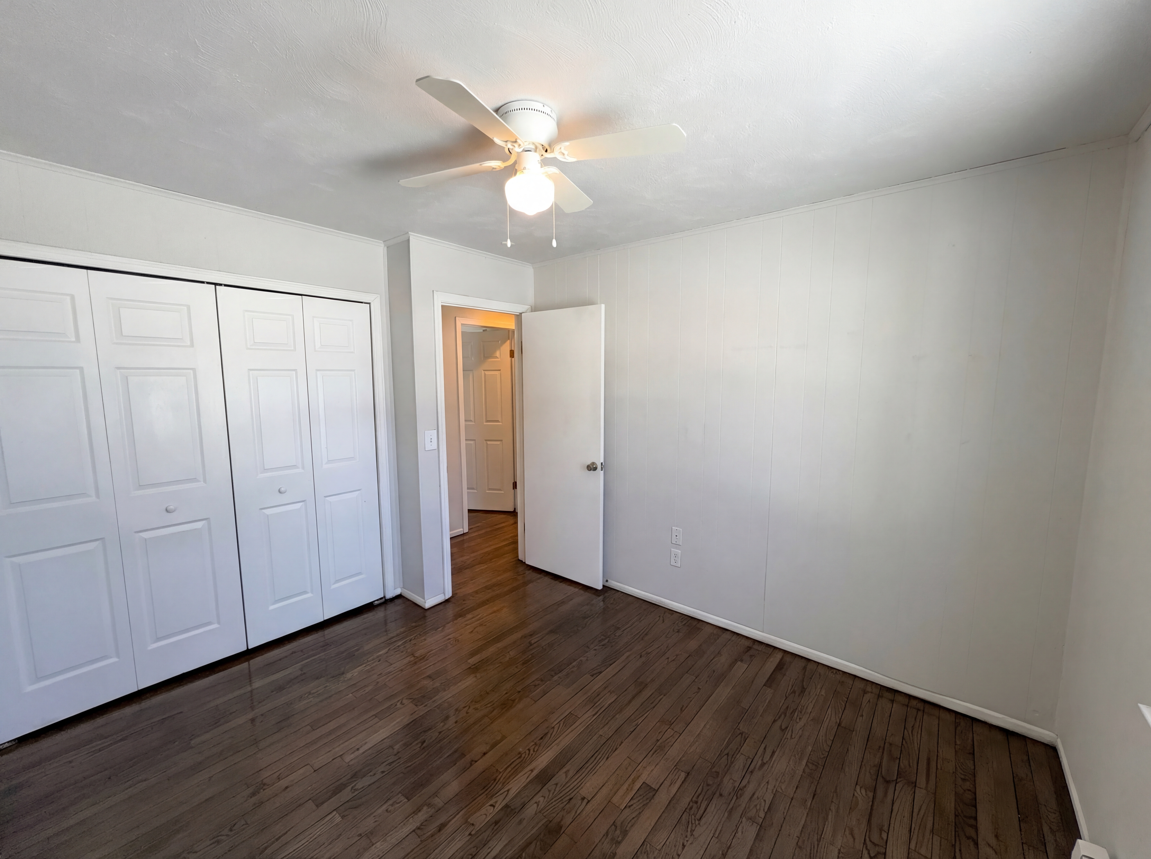 Photo 9 of 24 of 47 Brandywine Cir, Piscataway, NJ