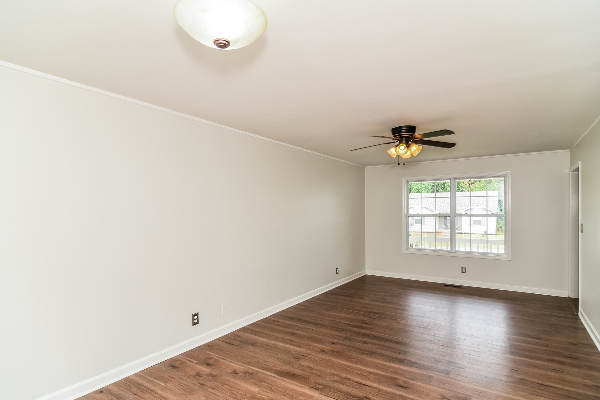 Photo 10 of 21 of 224 Pappy Dr, Oak Grove, KY
