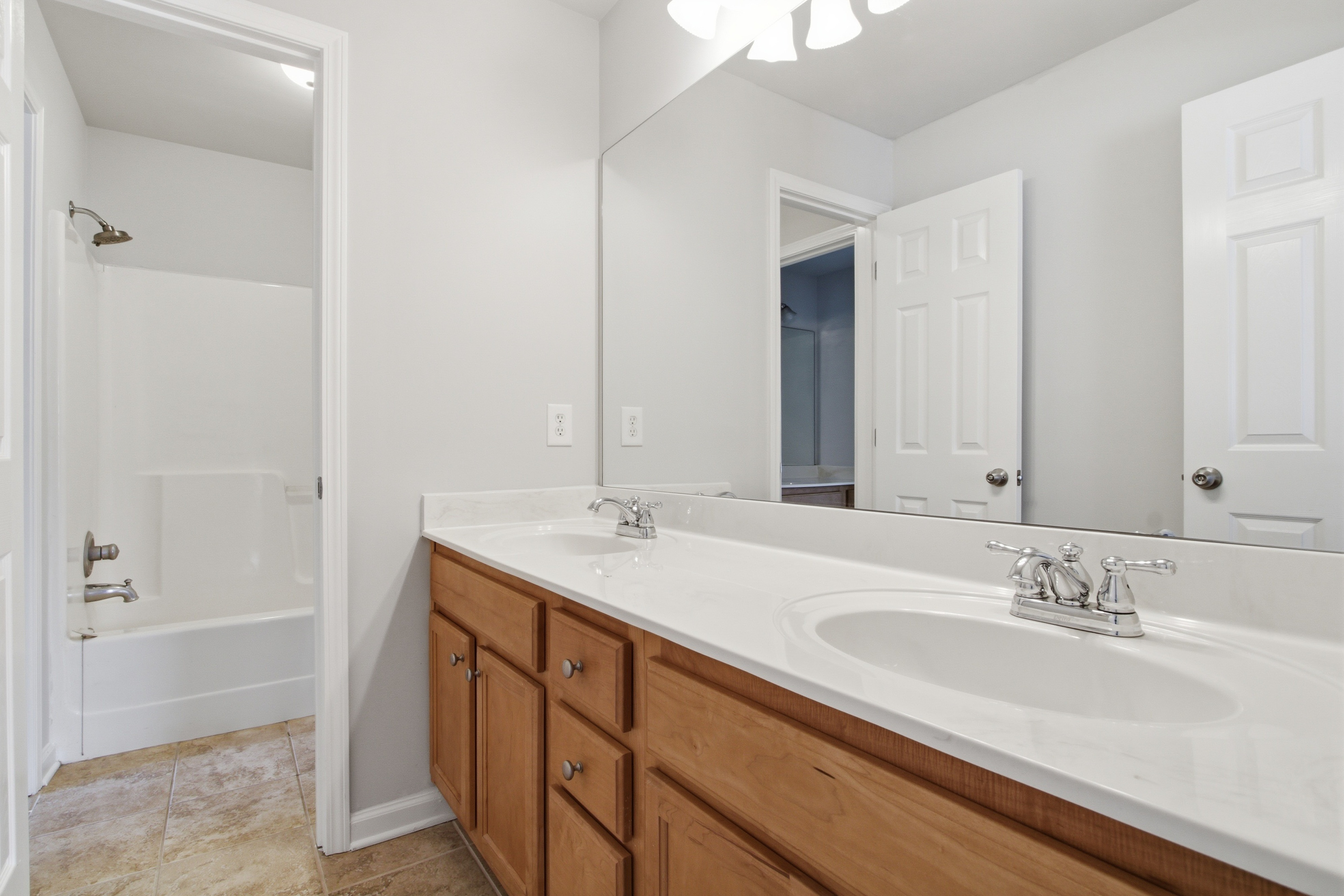 Photo 31 of 46 of 30 Roberson Dr NE, Cartersville, GA