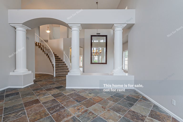 Photo 14 of 31 - 14818 S 25th Way, Phoenix, AZ 85048