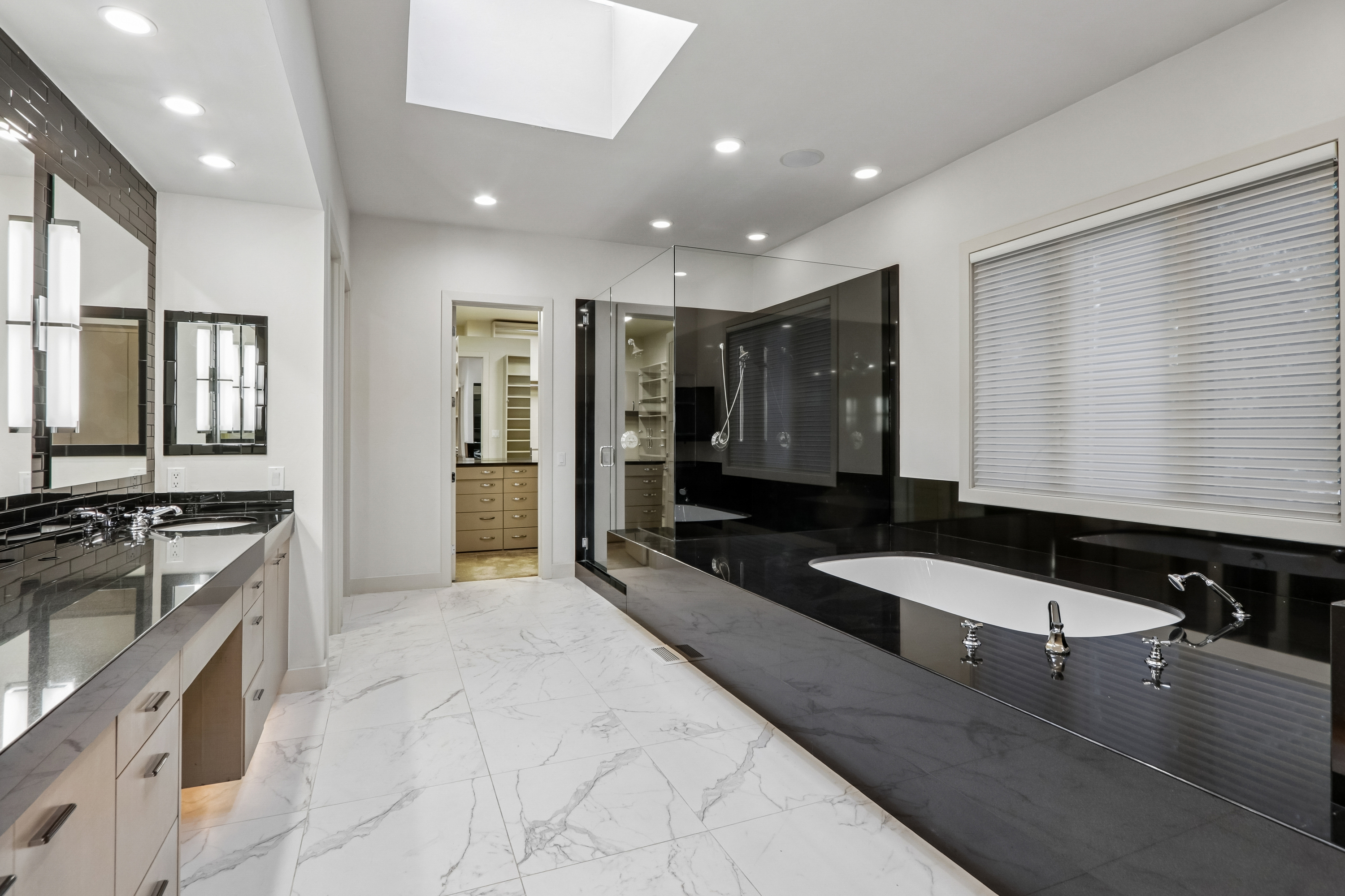Photo 15 of 49 of 4986 S Fillmore Ct, Englewood, CO