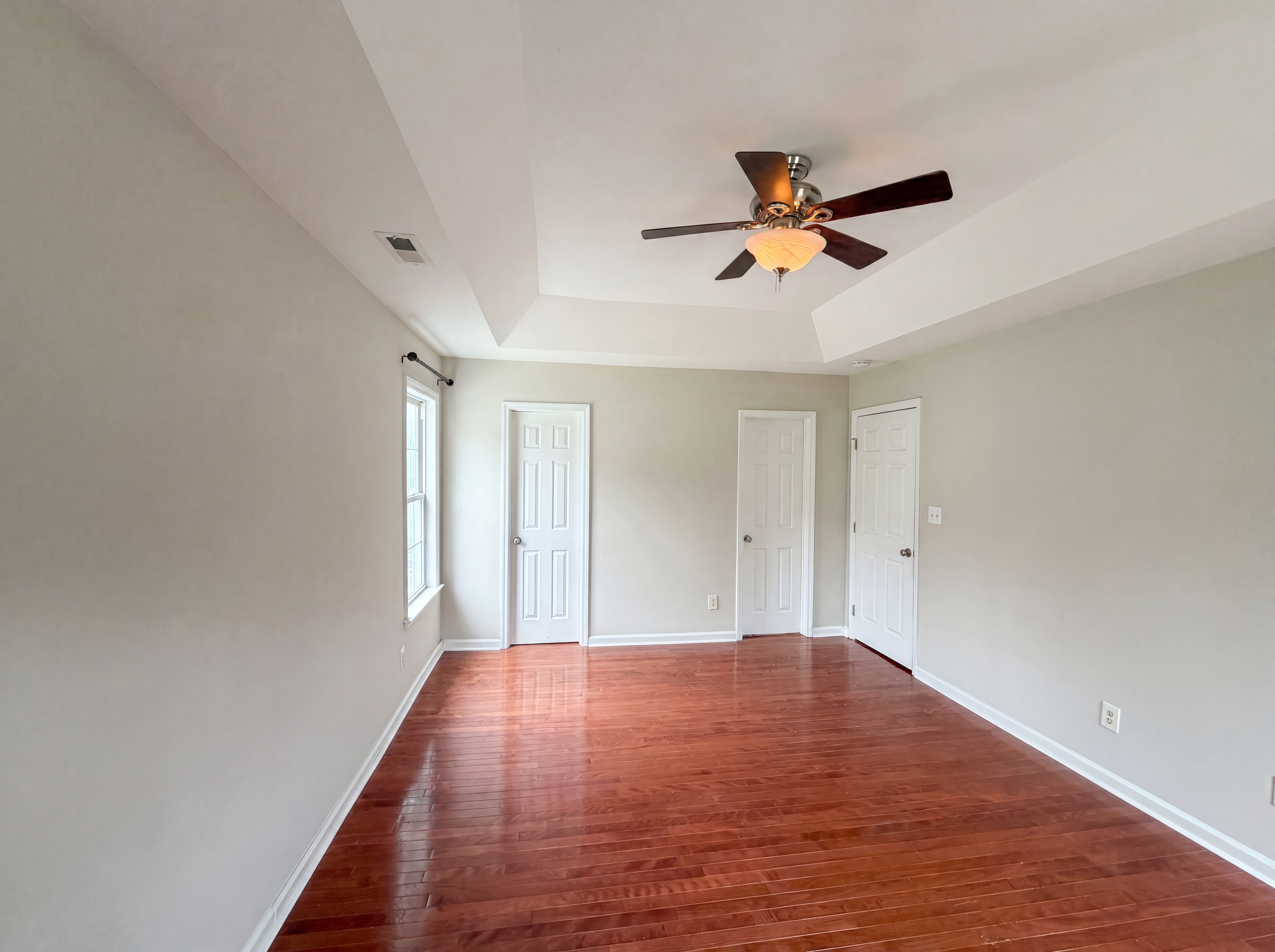 Photo 4 of 21 of 128 Morena Dr, Holly Springs, NC