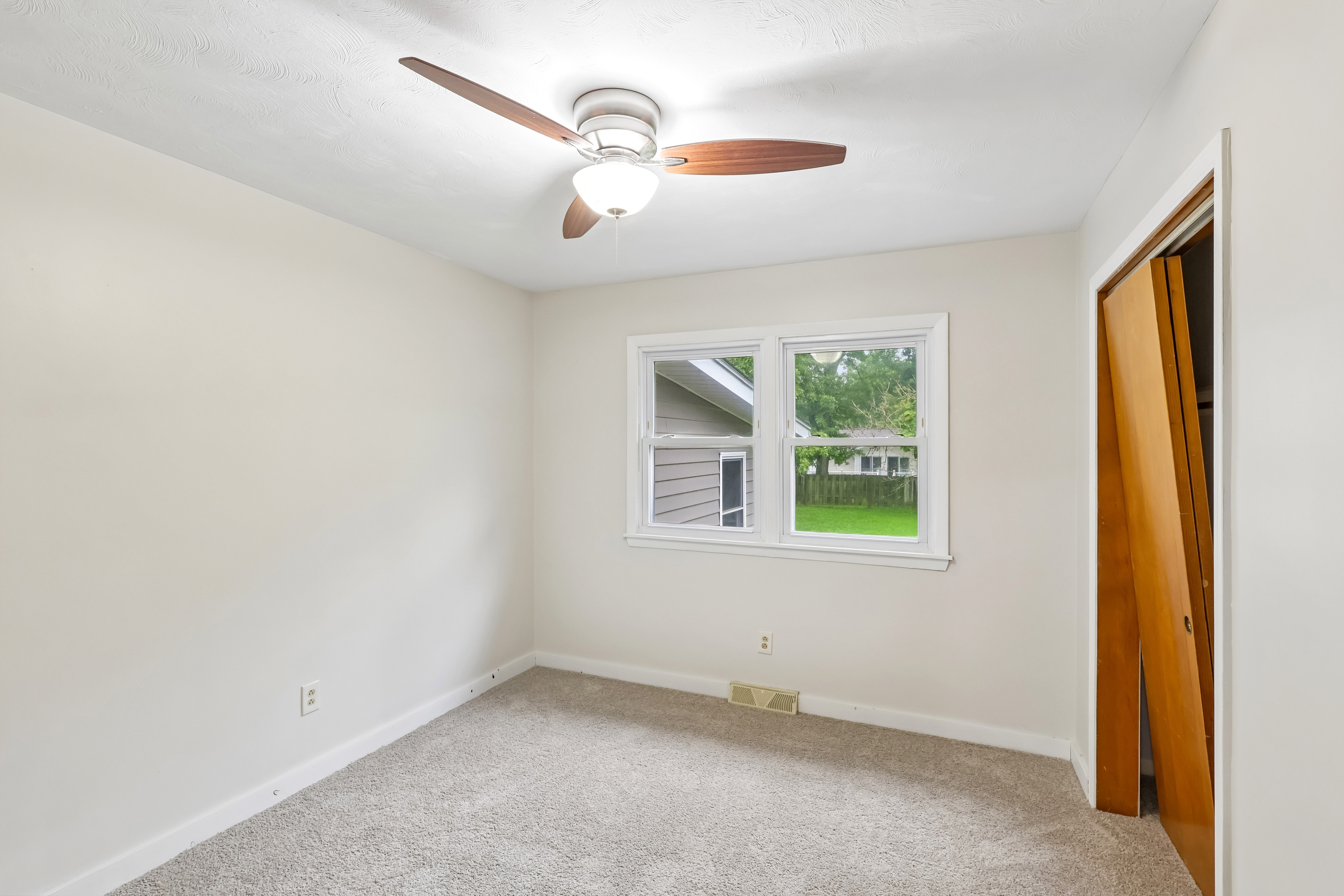 Photo 34 of 50 of 211 Roshon Dr, Medina, OH
