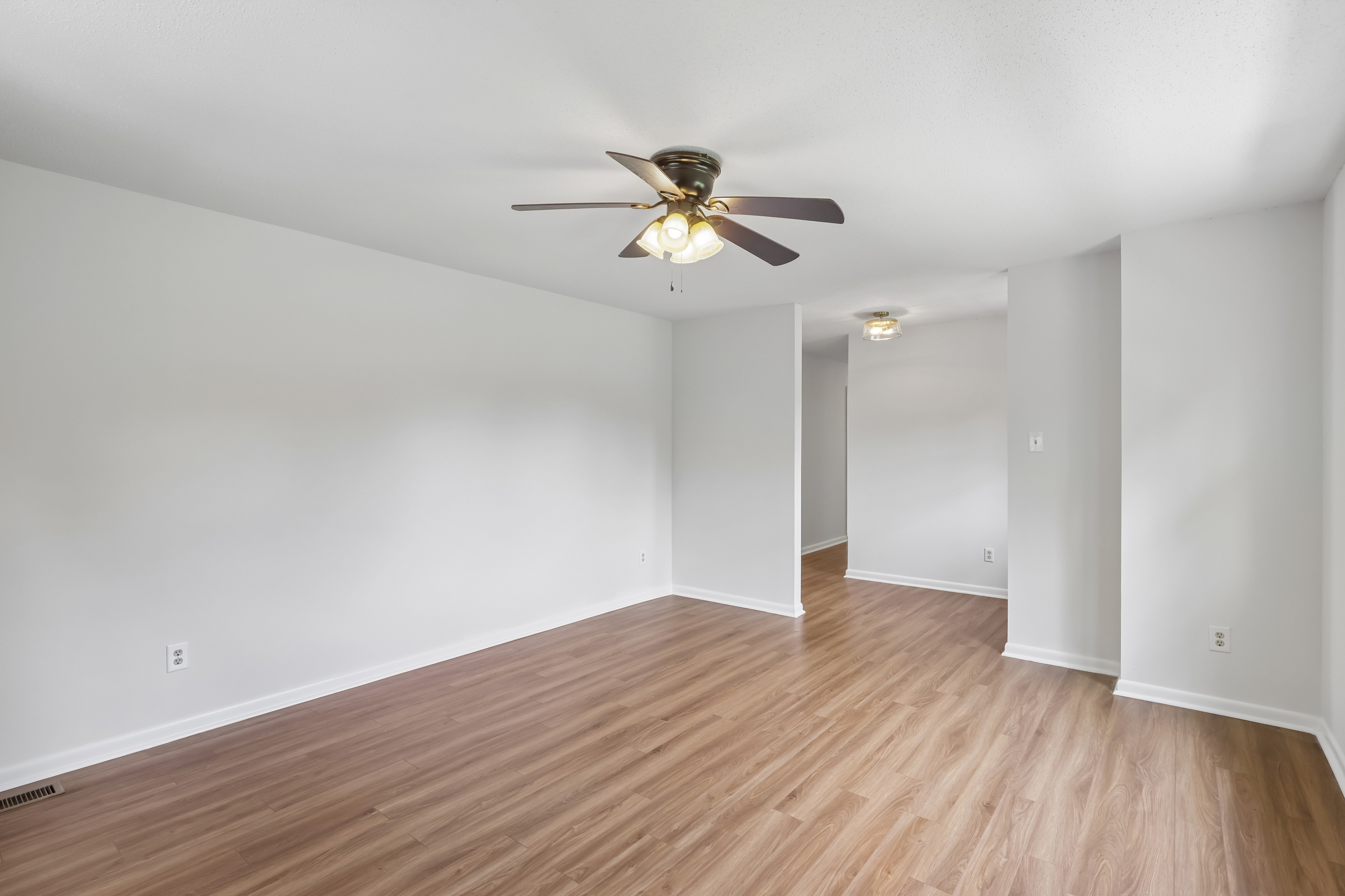 Photo 12 of 31 of 33269 Courtland Dr, Albemarle, NC