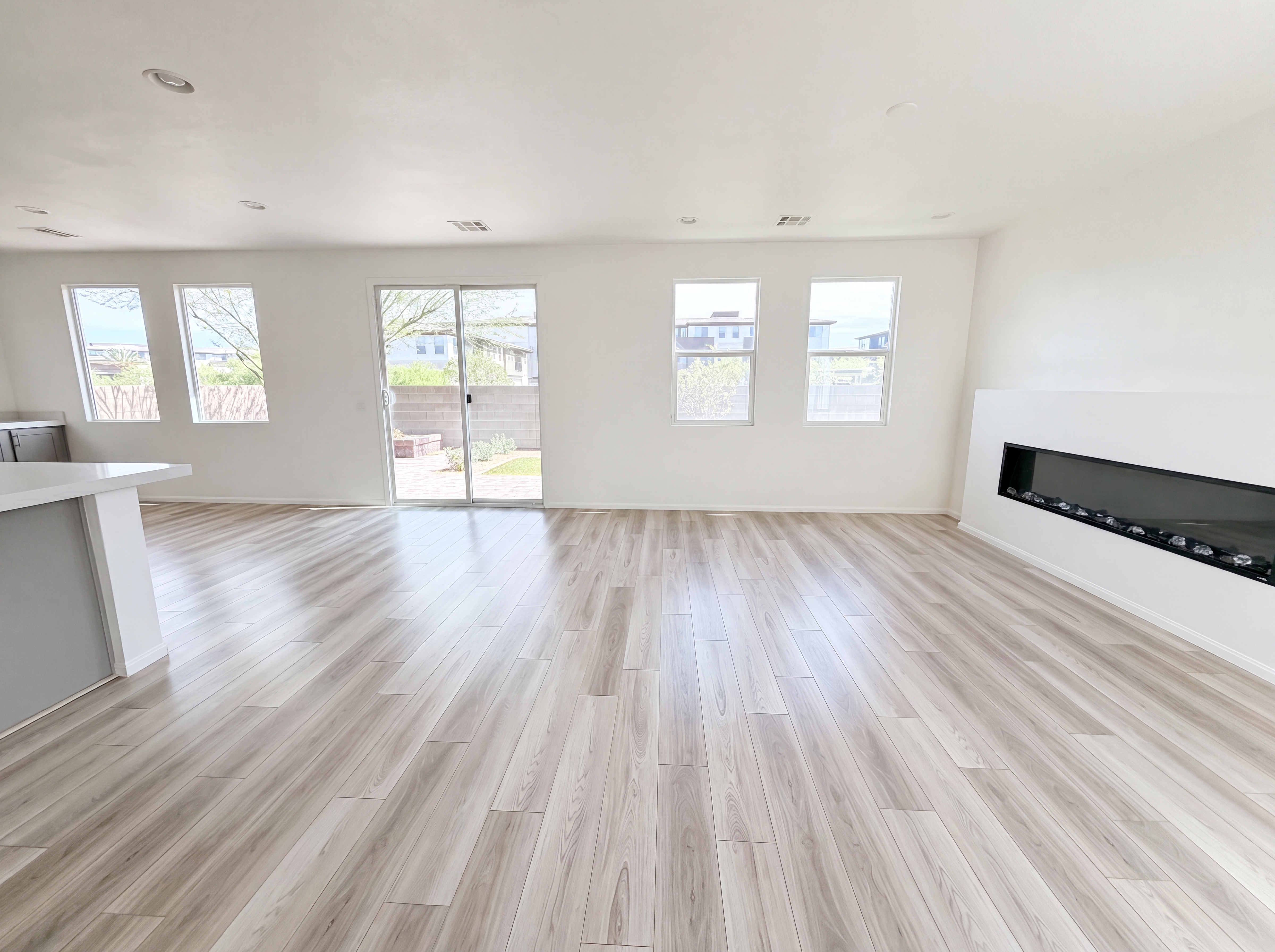 Photo 3 of 46 of 1561 Redolence Ave, North Las Vegas, NV
