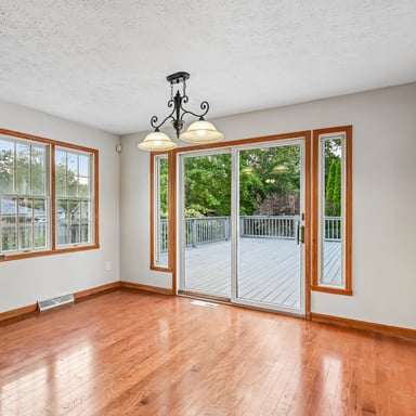 Property photo 3 of 2145 Overland Ave NE