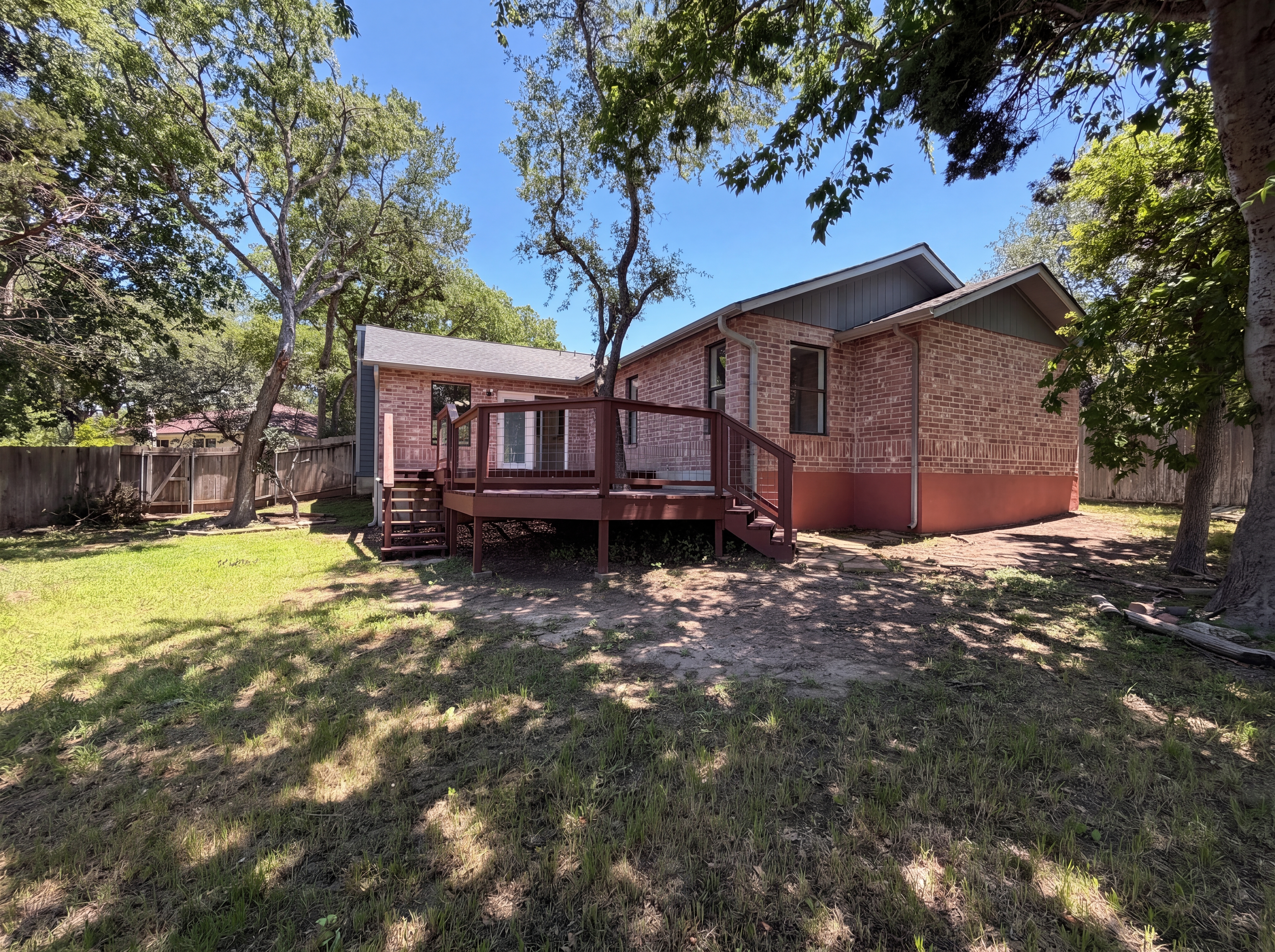 Photo 5 of 17 of 1111 N Riviera Cir, Cedar Park, TX