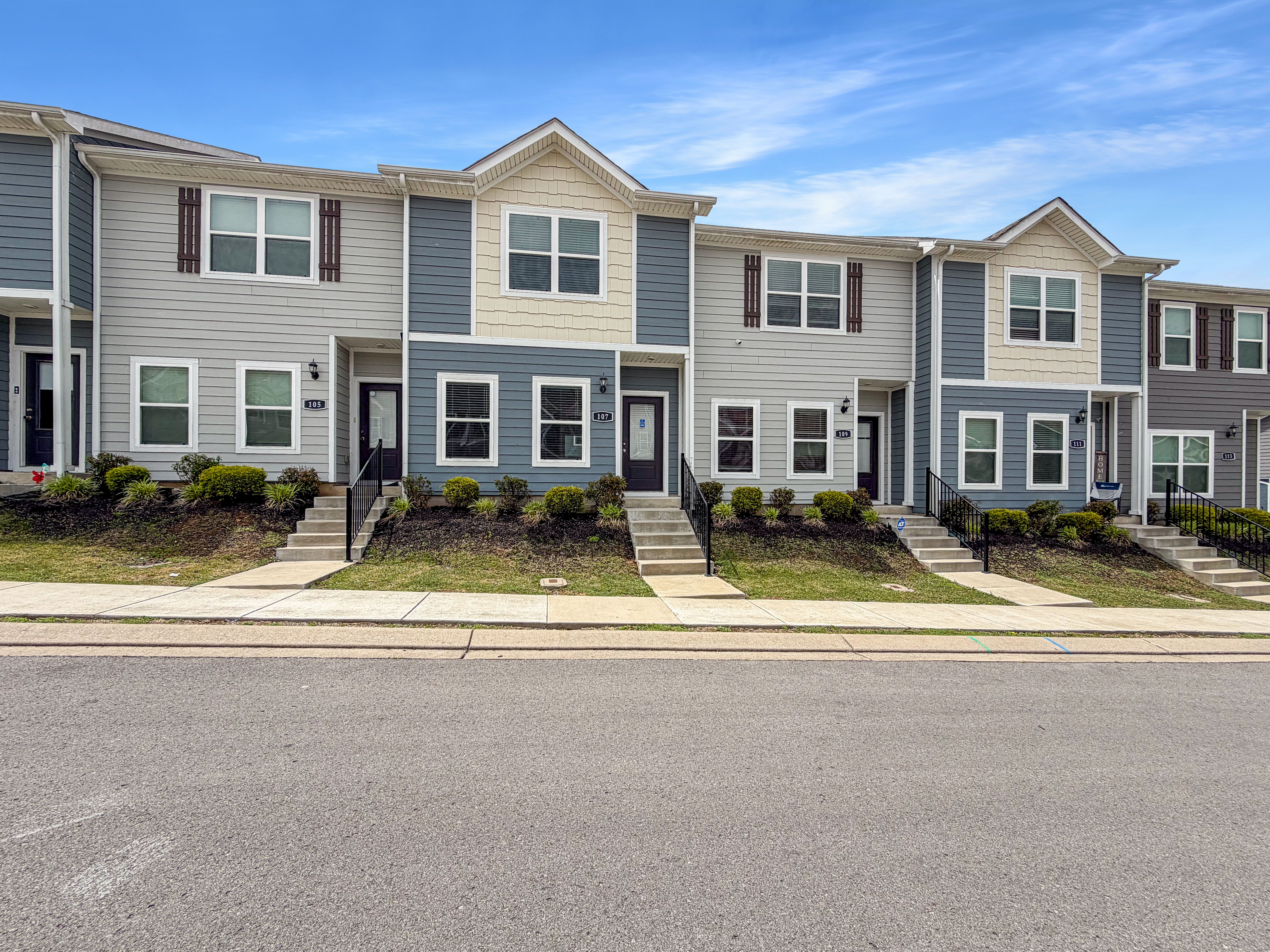 Photo 16 of 19 of 107 David Bolin Dr, La Vergne, TN