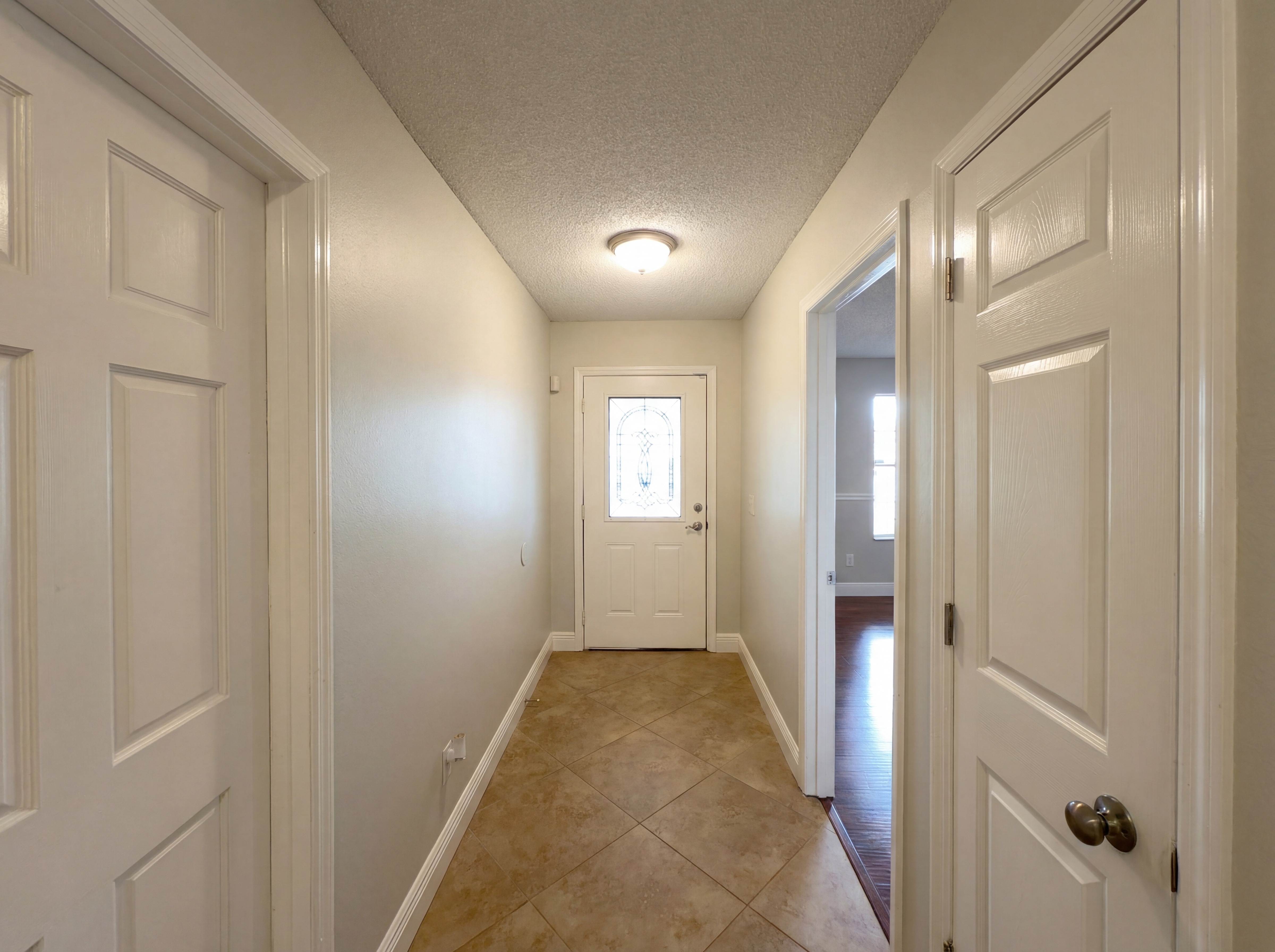 Photo 7 of 18 of 1696 Chatham Cir, Apopka, FL