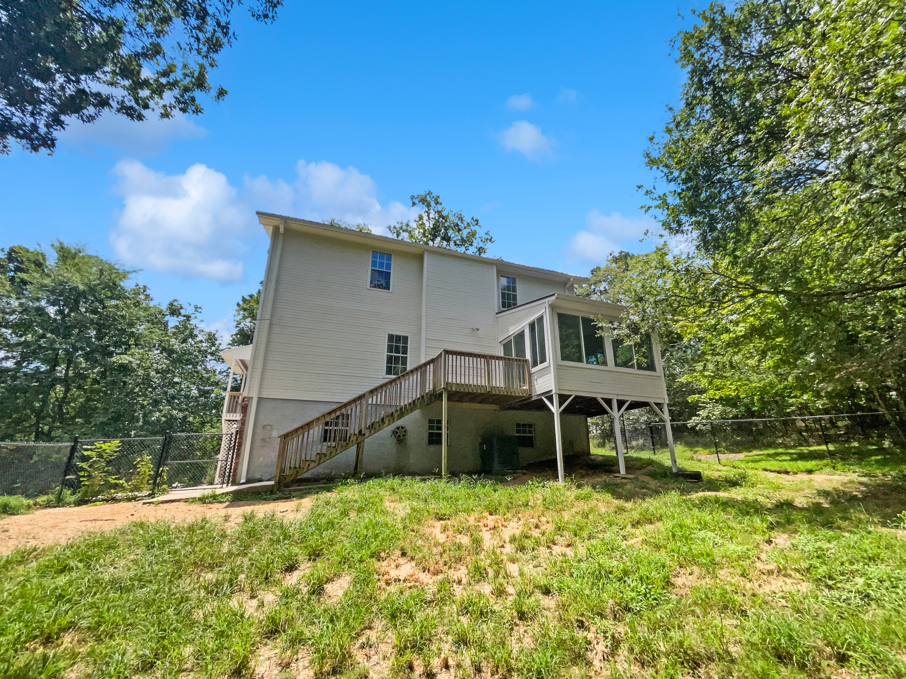 Photo 8 of 22 of 6268 Lakewood Trl, Pinson, AL