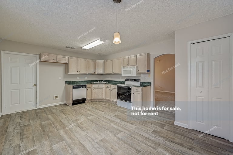 Photo 25 of 30 - 1491 Beecher Ln, Orange Park, FL 32073