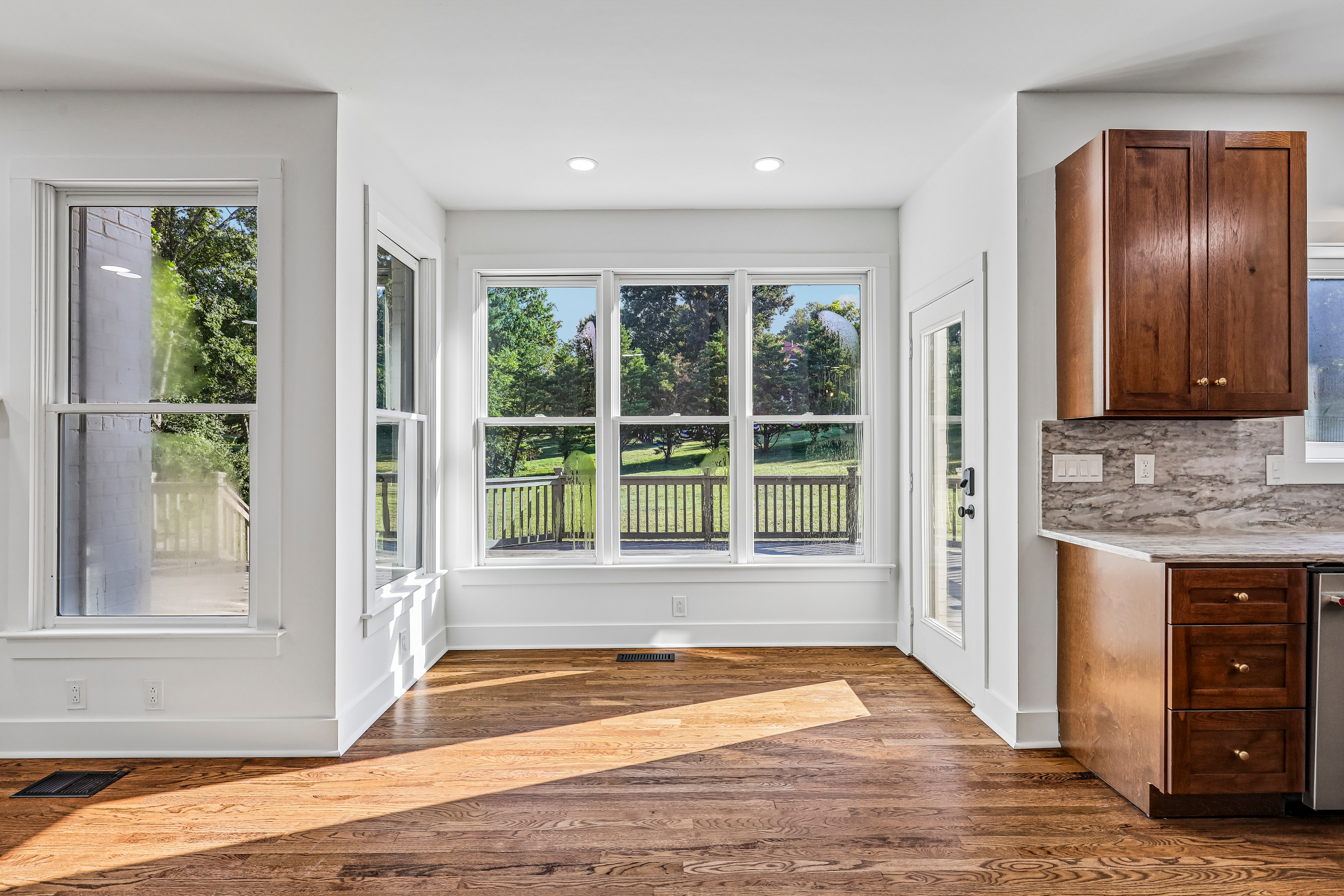 Photo 11 of 55 of 9316 Chesapeake Dr, Brentwood, TN
