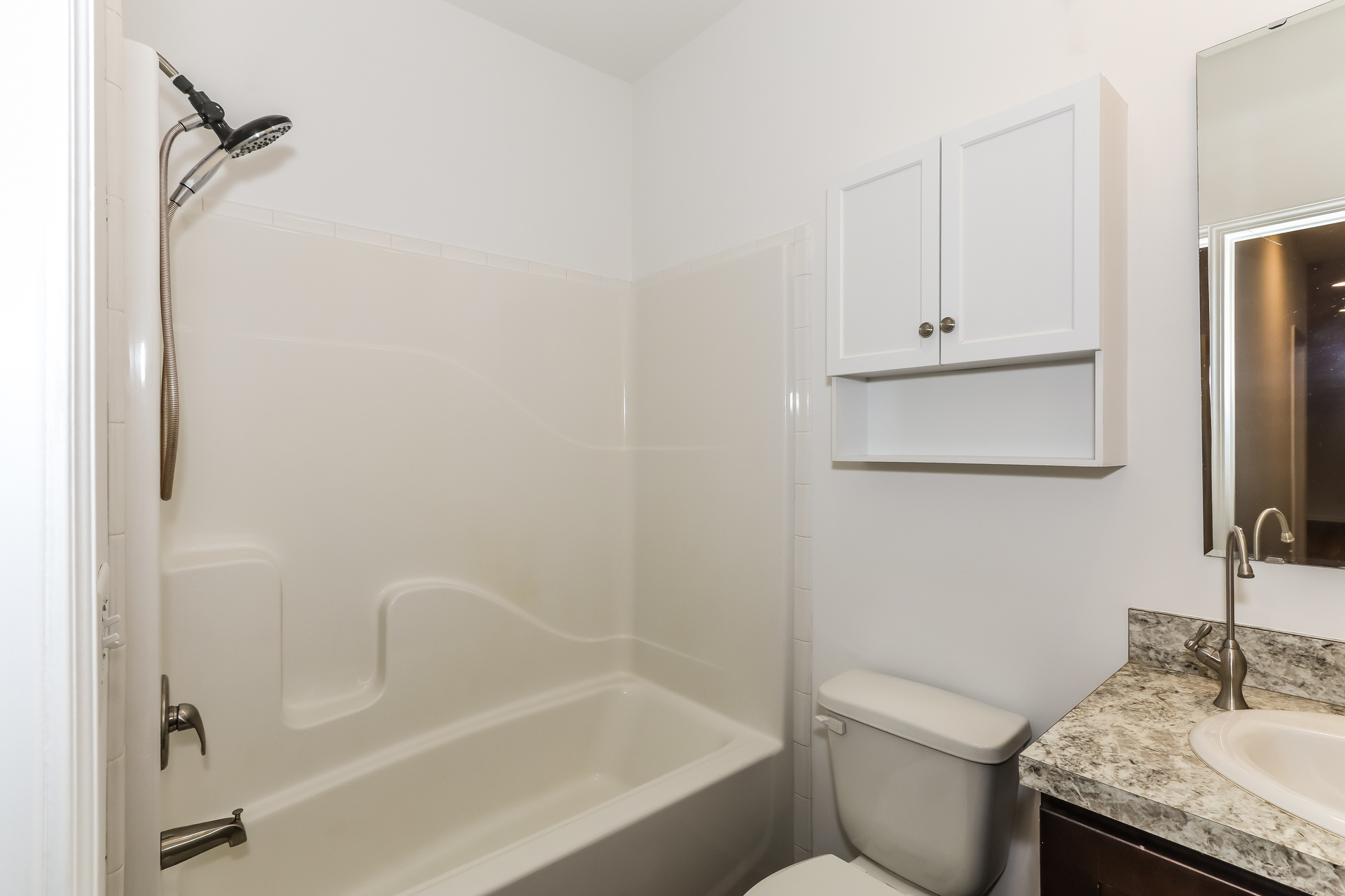 Photo 18 of 22 of 2147 Rosemary Ln SW, Supply, NC