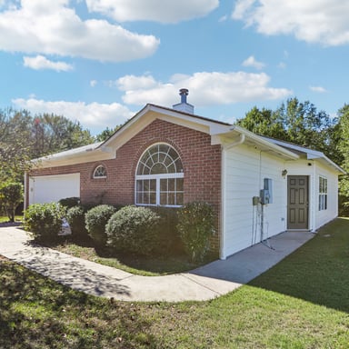 Property photo 1 of 387 Apple Blossom Way