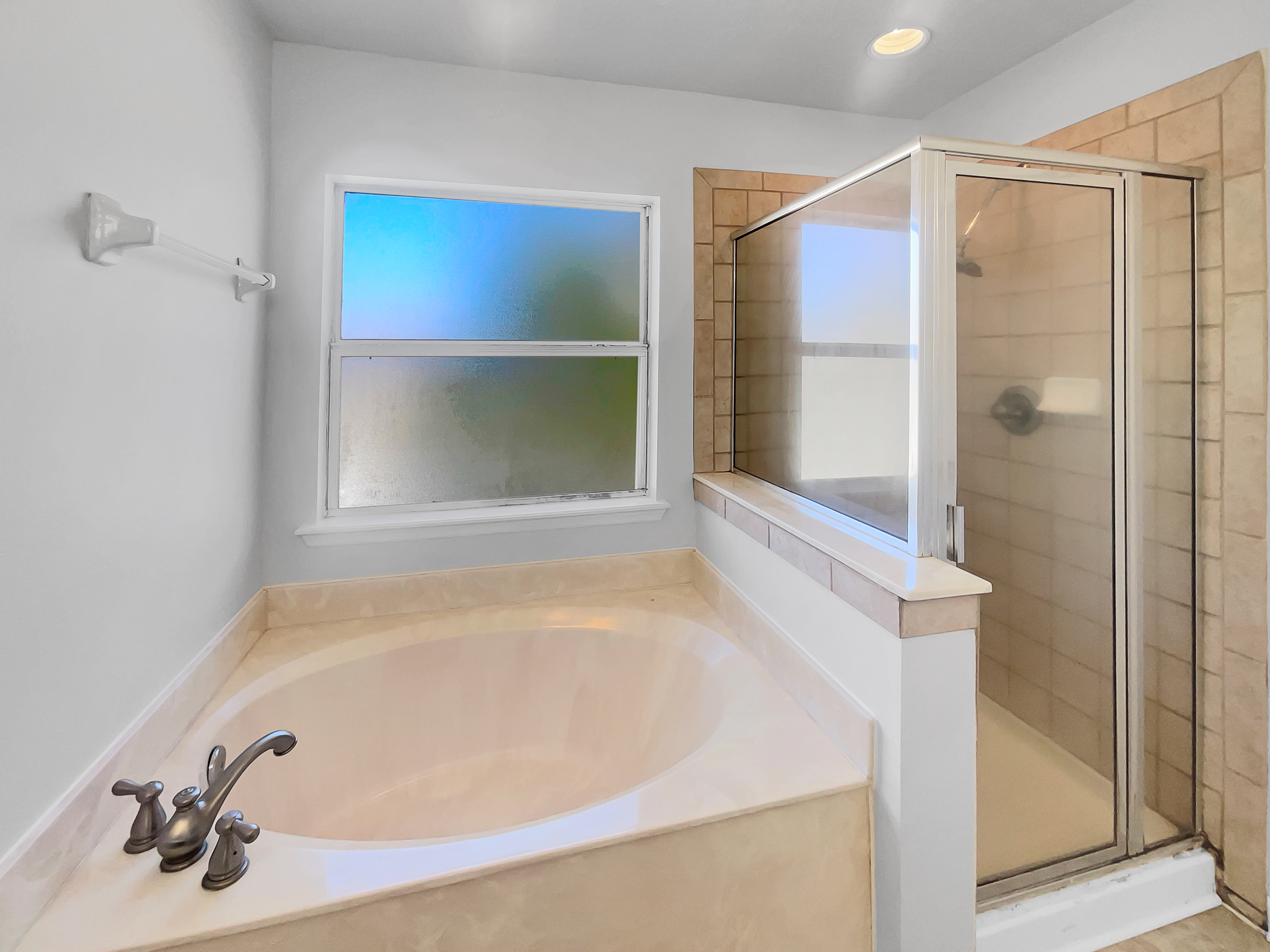 Photo 9 of 17 of 12330 Deersong Dr, Jacksonville, FL