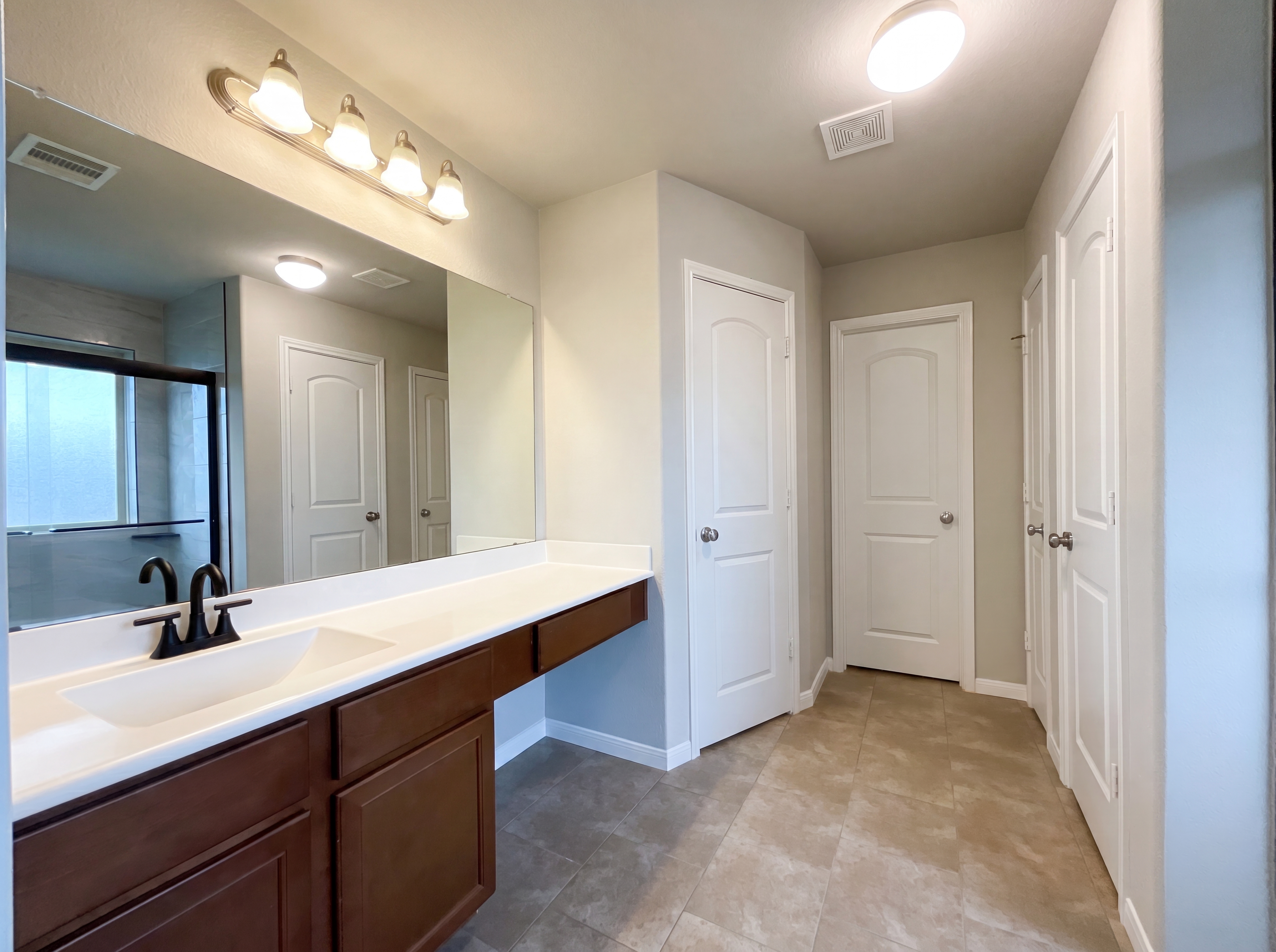 Photo 10 of 20 of 10310 Lake Huron Dr, Humble, TX