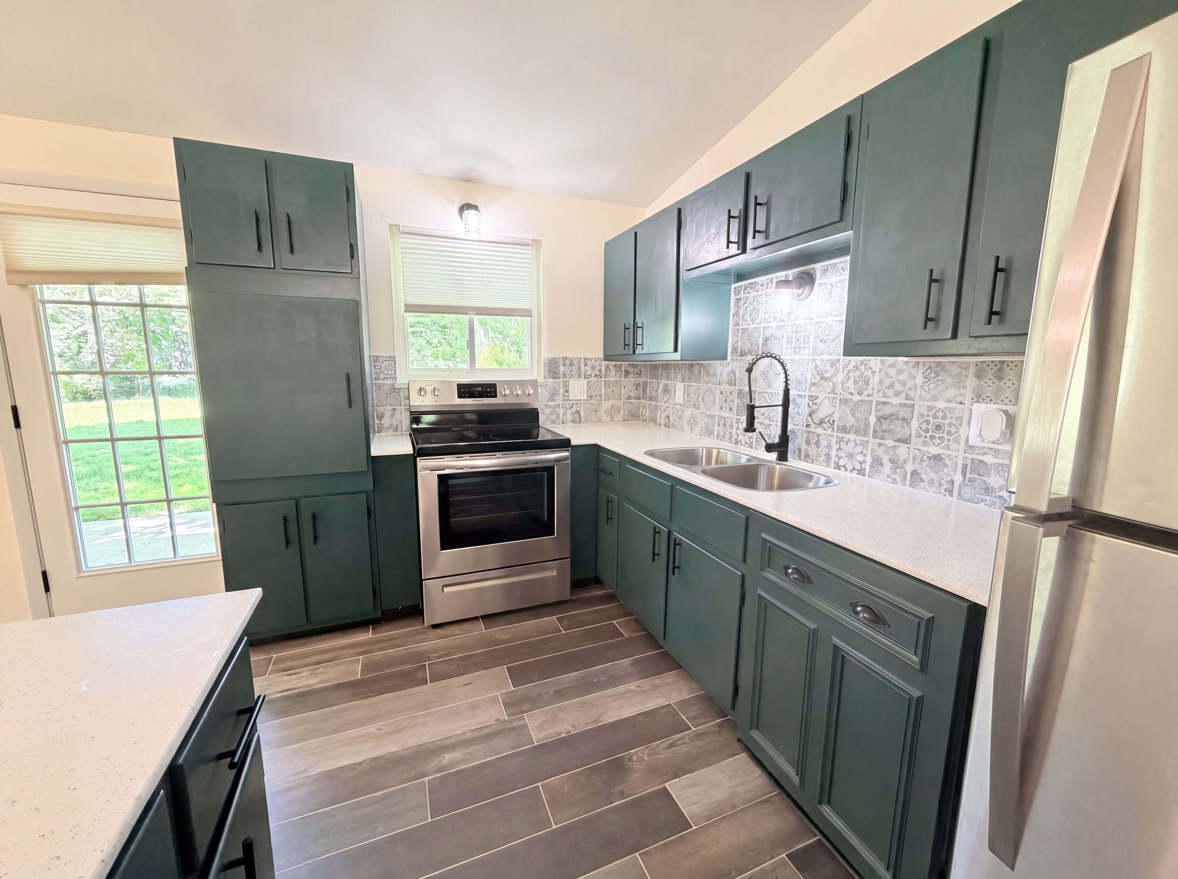 Photo 2 of 20 of 1817 Nugget Ct, Beavercreek, OH