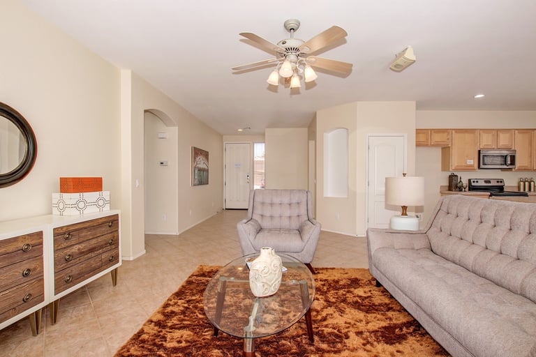 Photo 8 of 25 - 9315 W Yukon Dr, Peoria, AZ 85382