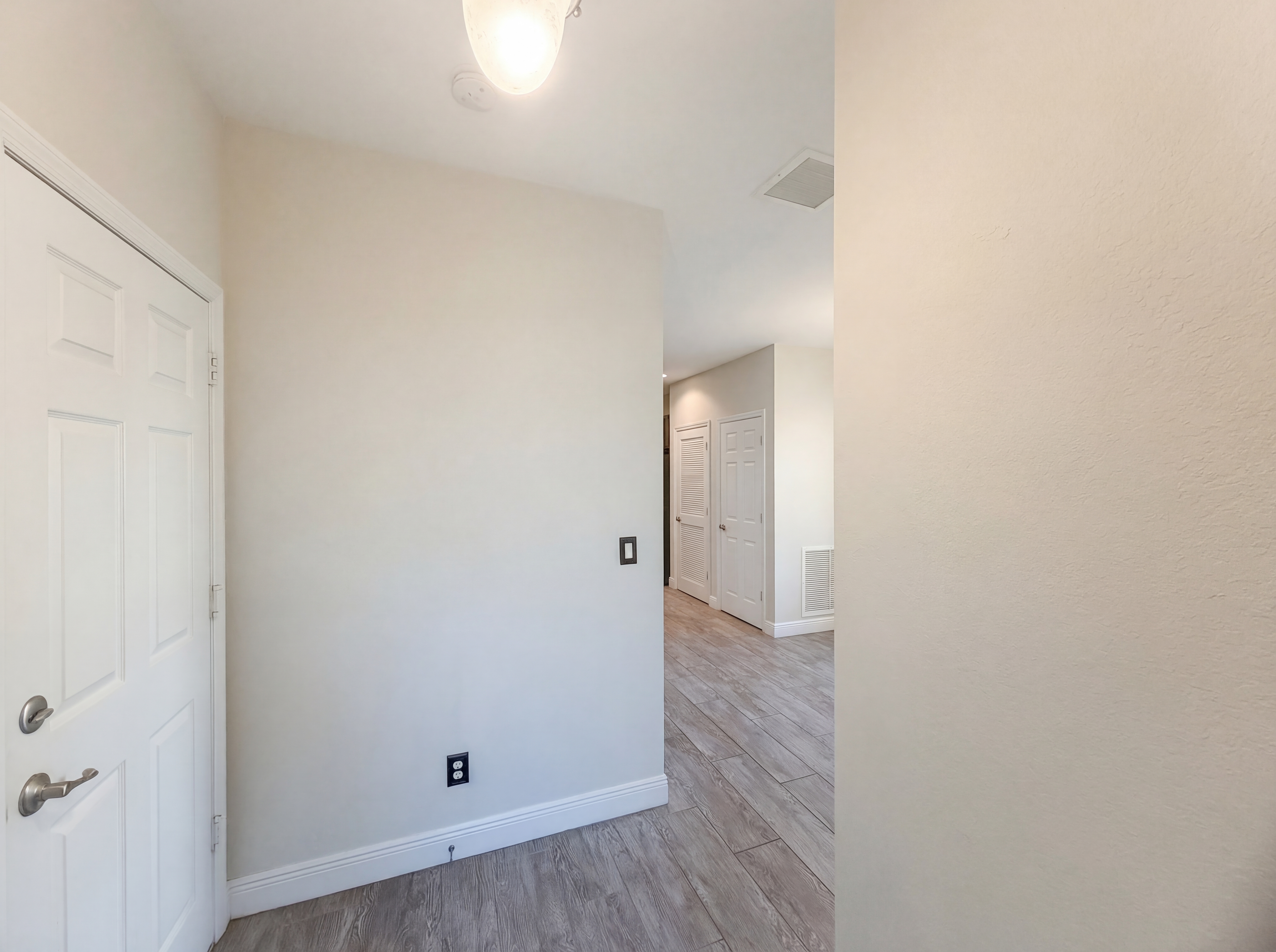 Photo 7 of 20 of 758 NE Hawks Ridge Way, Port Saint Lucie, FL