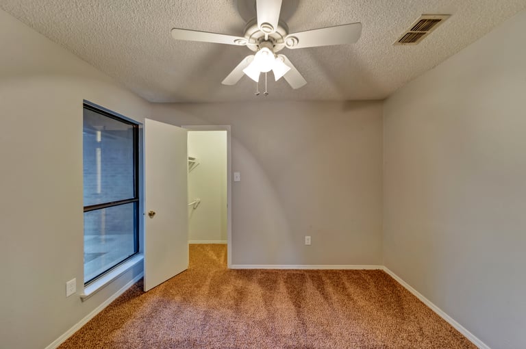 Photo 18 of 23 - 4234 Rush Springs Dr, Arlington, TX 76016