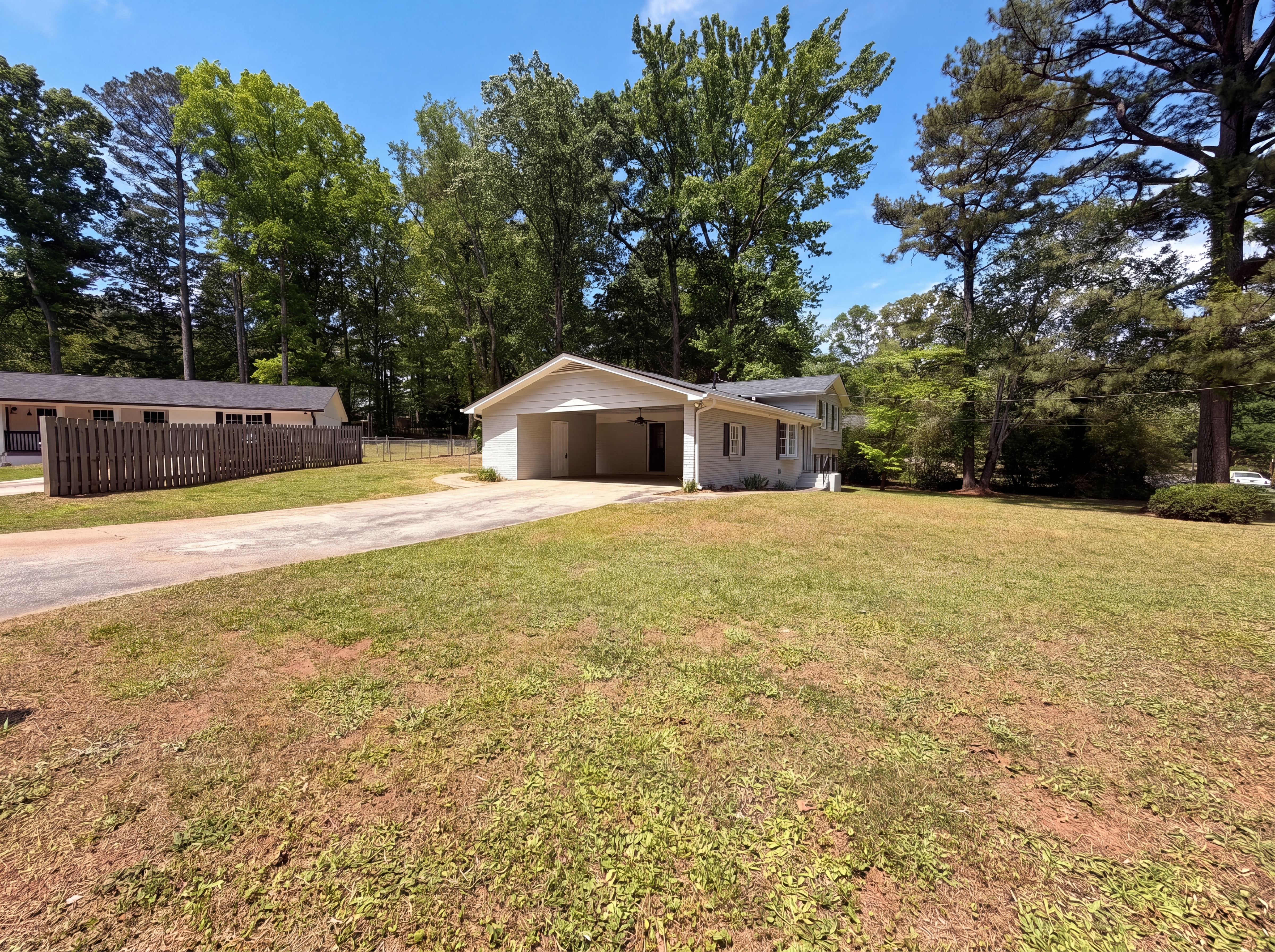 Photo 18 of 22 of 2650 Oxbow Way SW, Marietta, GA
