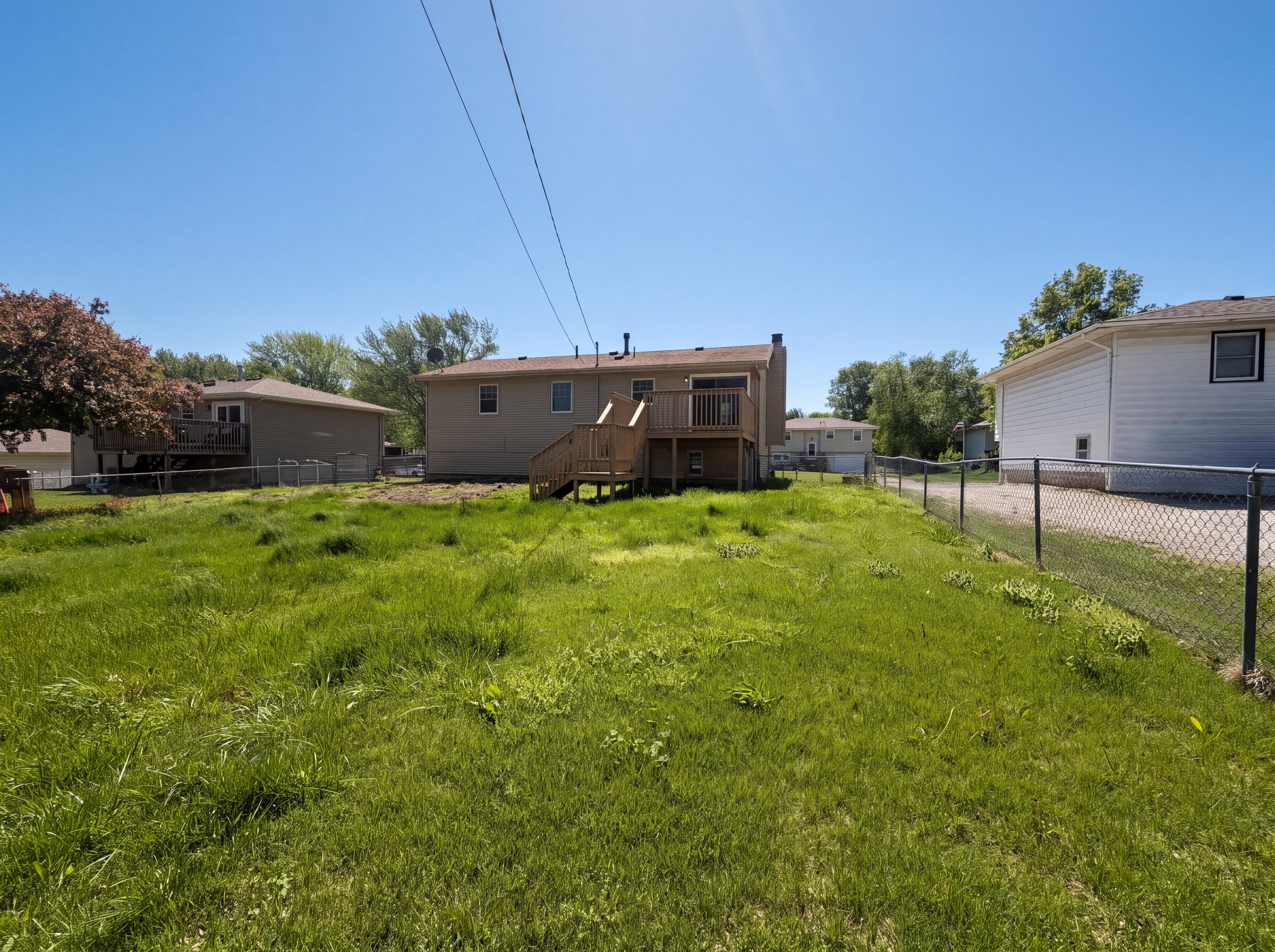 Photo 17 of 19 of 231 Downey Dr, Wellsville, KS