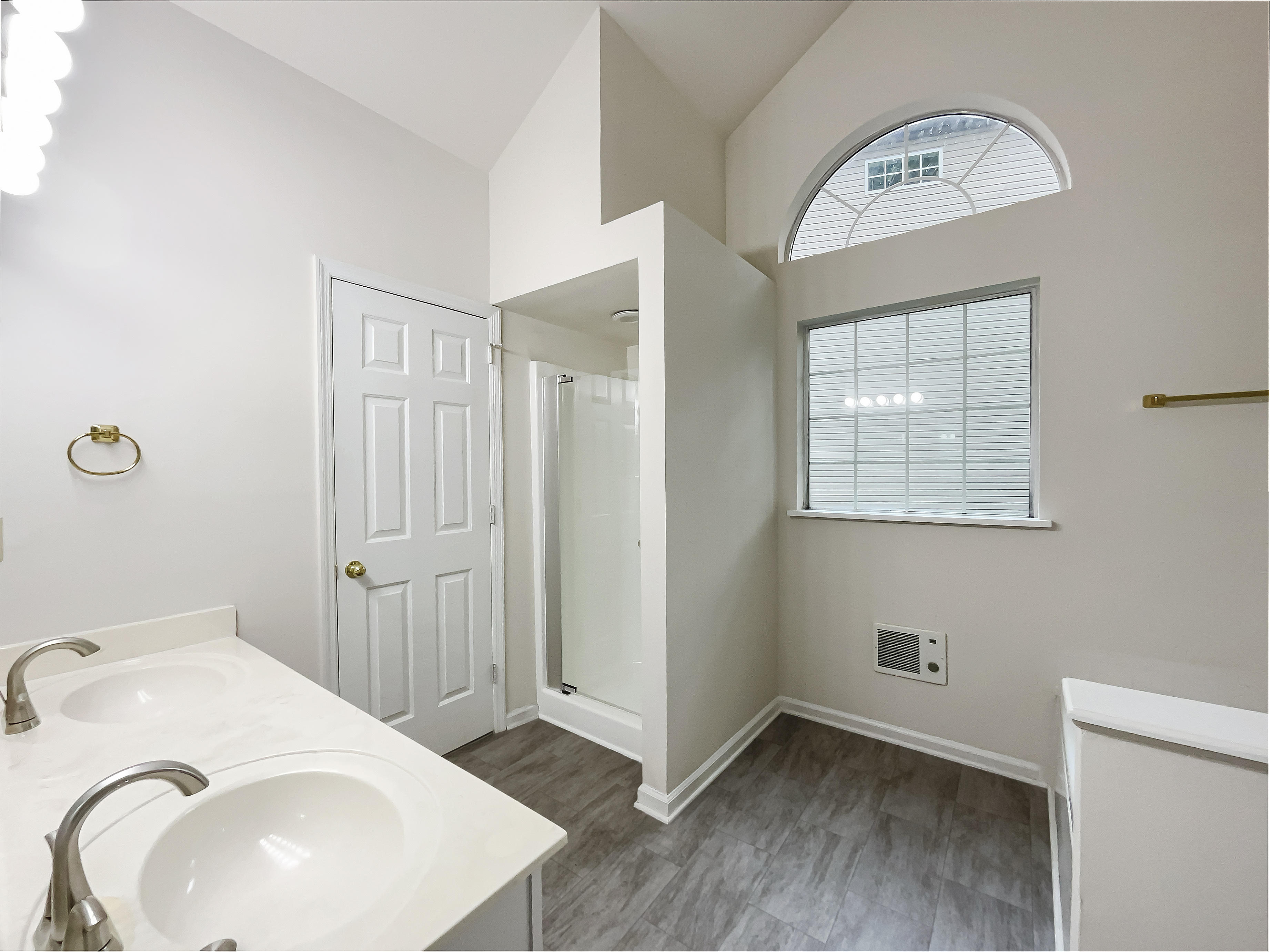 Photo 7 of 33 of 824 N Woodstone Ln, Nashville, TN